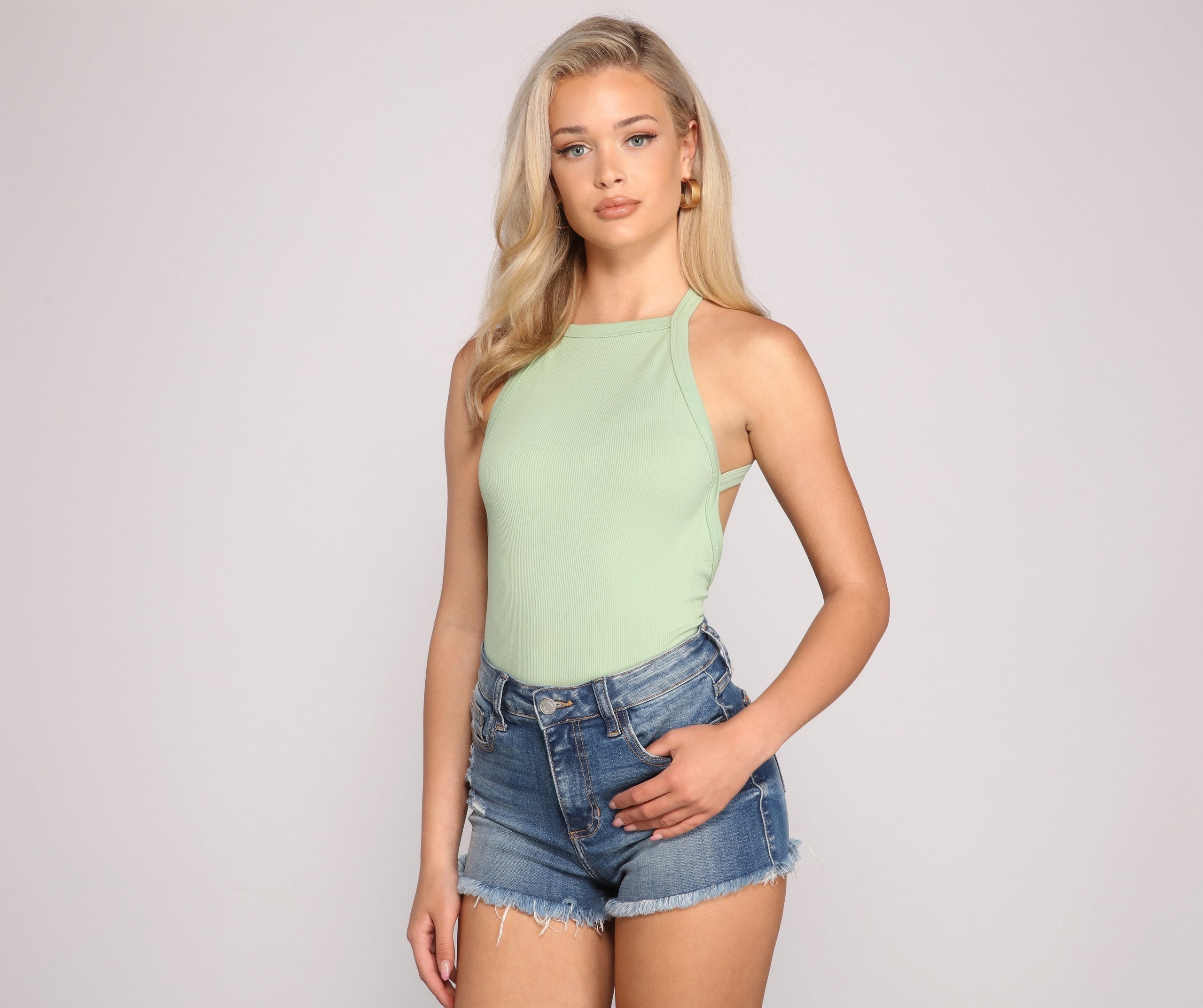 Chic And Seamless Sleeveless Bodysuit Sai Feel