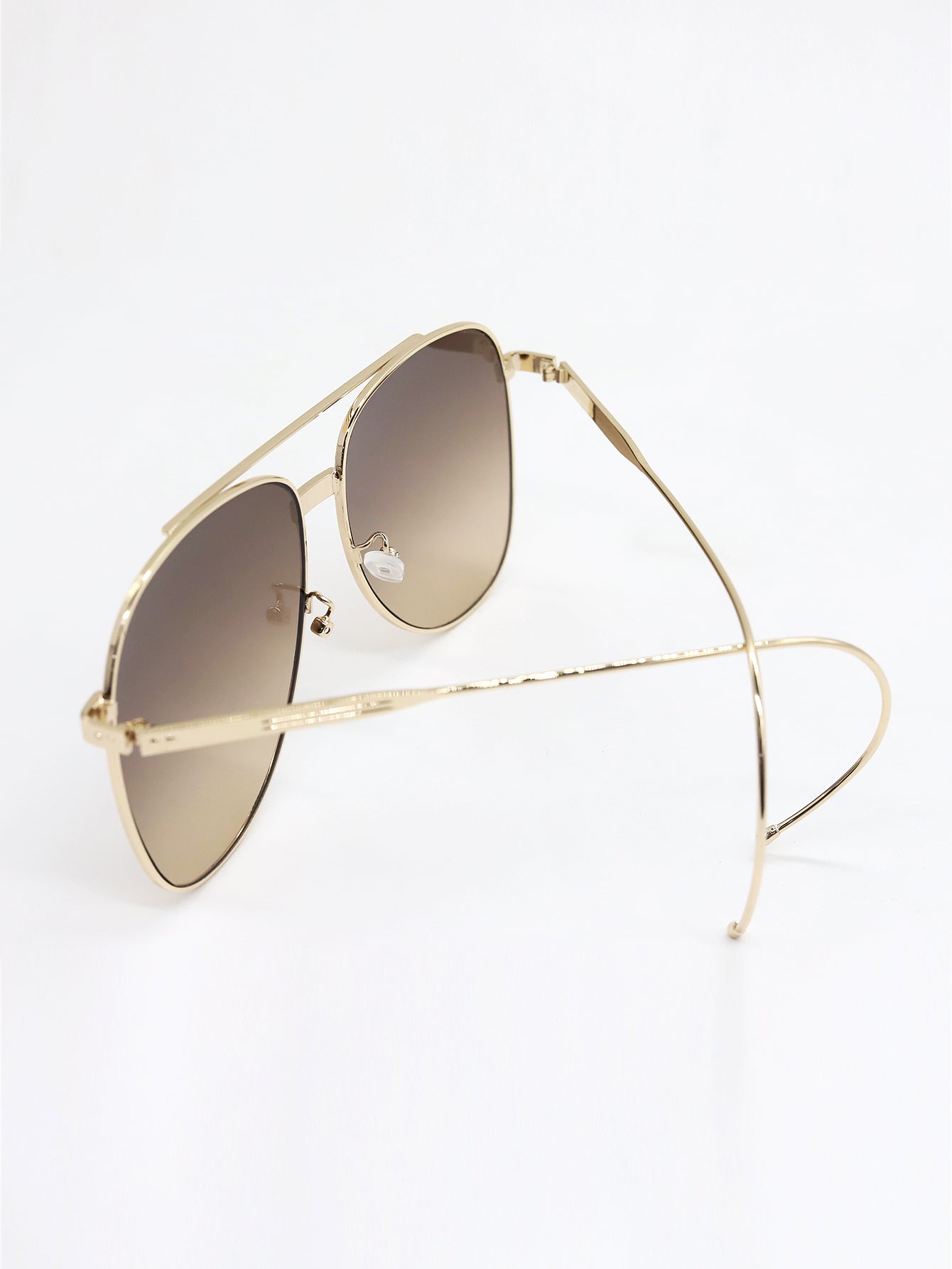 Classic Metal Frame Sunglasses Sai Feel