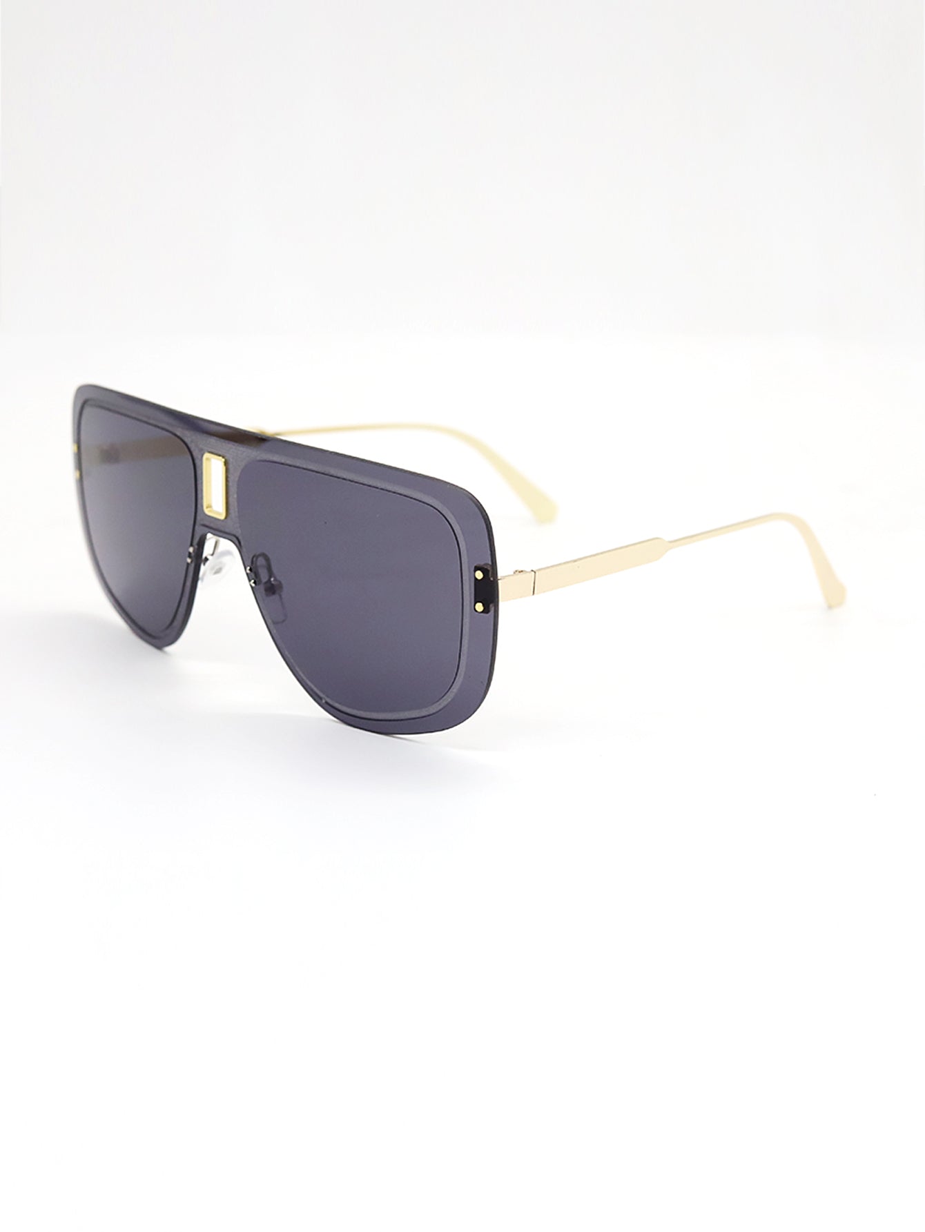 Classic Oversize Frame UV Sunglasses Sai Feel