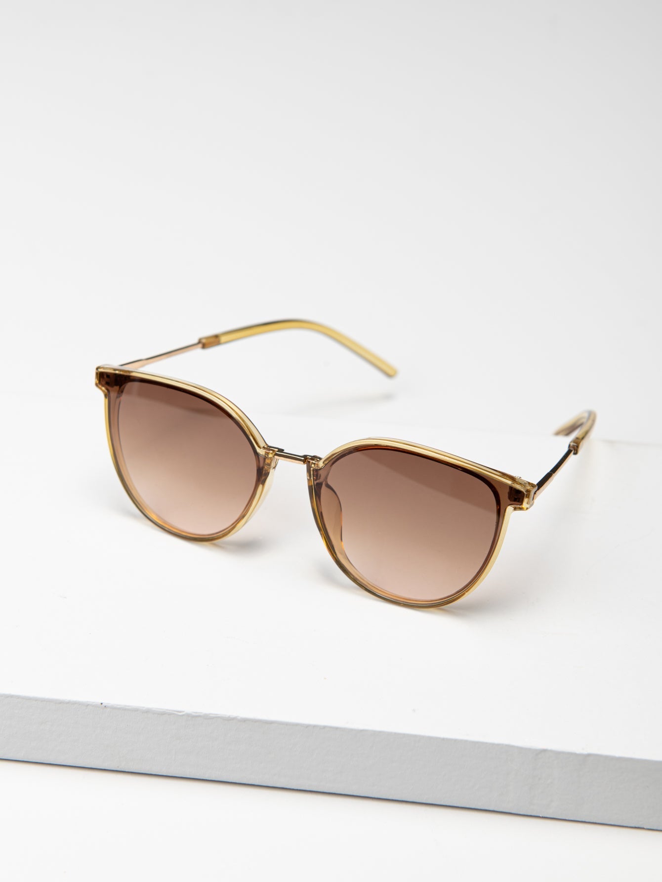 Classic Round Frame Sunglasses Sai Feel
