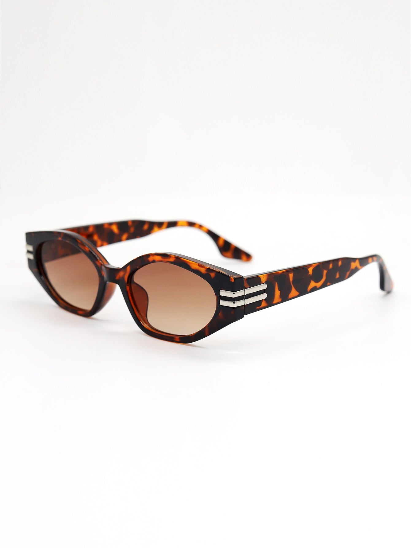 Classic Small Frame UV Sunglasses Sai Feel