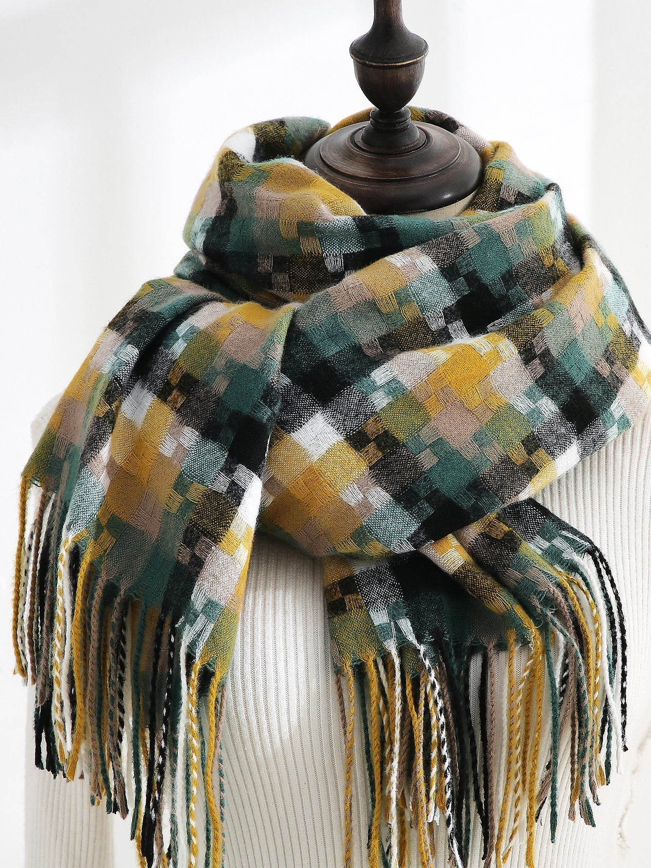 Colorful Mosaic Fringe Hem Scarf Sai Feel
