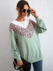 Contrast Leopard Panel Raglan Sleeve Pullover Sai Feel