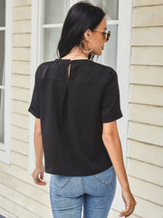 Cut Out Roll Up Sleeve Tee Sai Feel