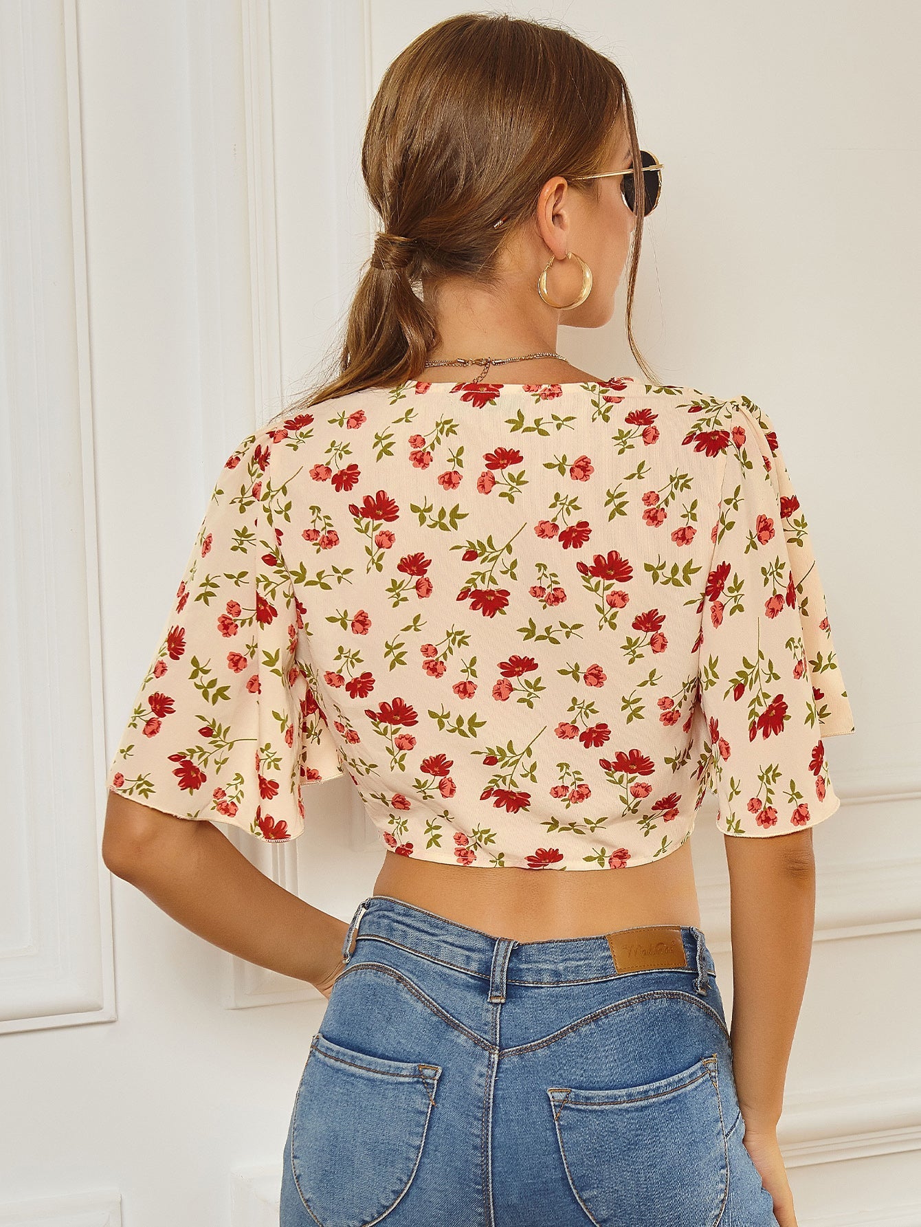 Ditsy Floral Single Button Crop Top Sai Feel