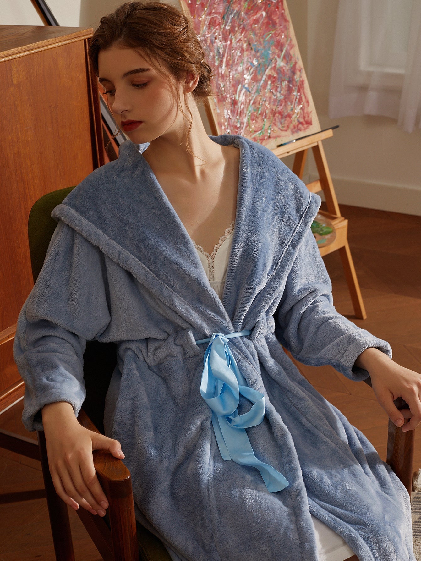 Drawstring Waist Pocket Hooded Flannel Sleep Robe Sai Feel