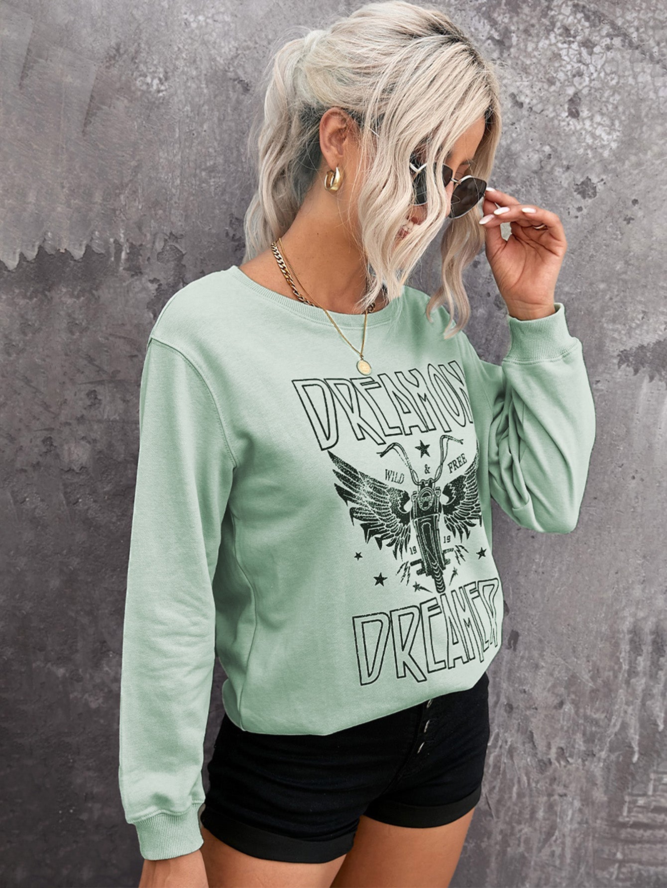 Dream Graphic Print Pullover Sweatshirt Sai Feel