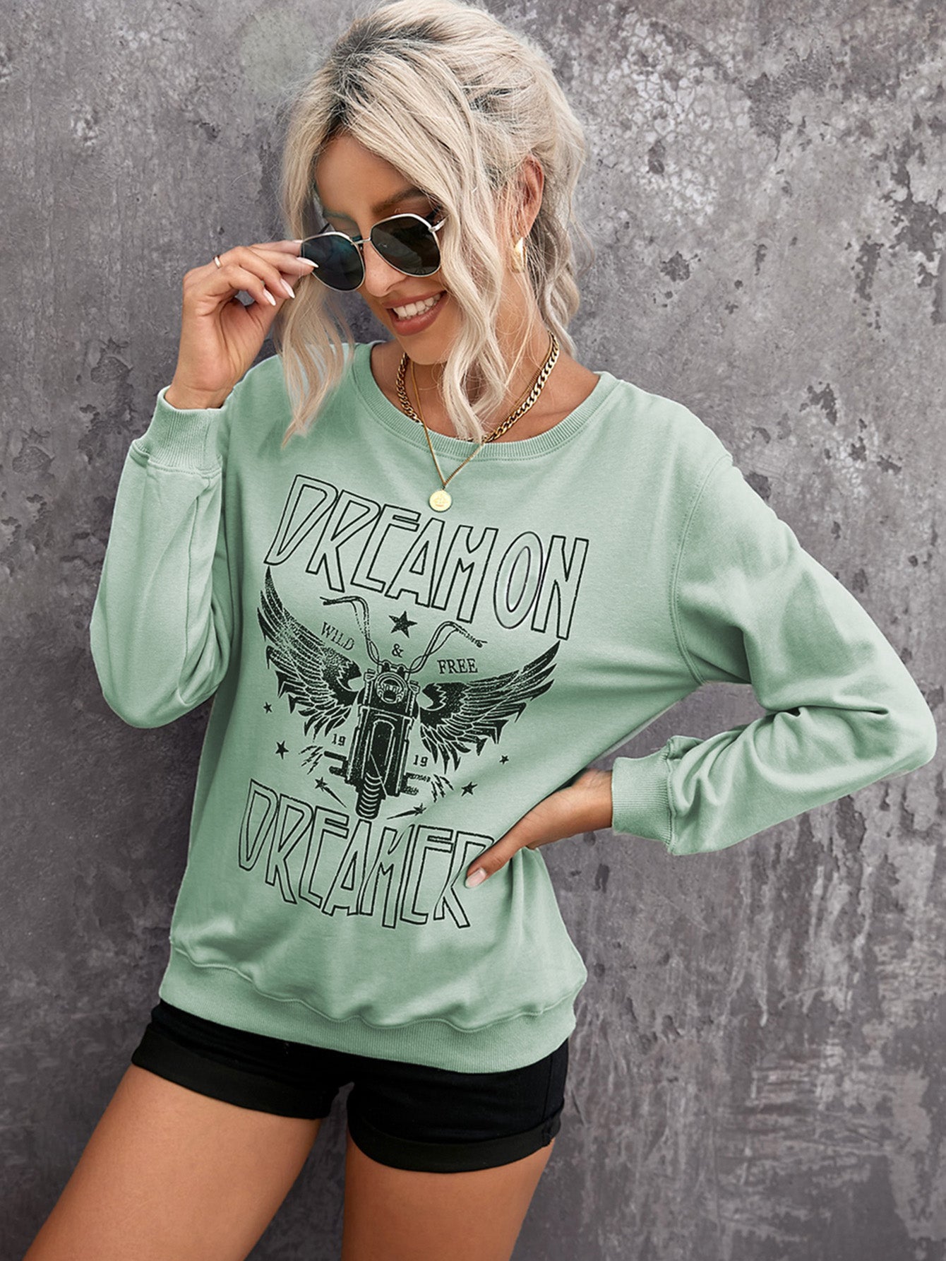 Dream Graphic Print Pullover Sweatshirt Sai Feel