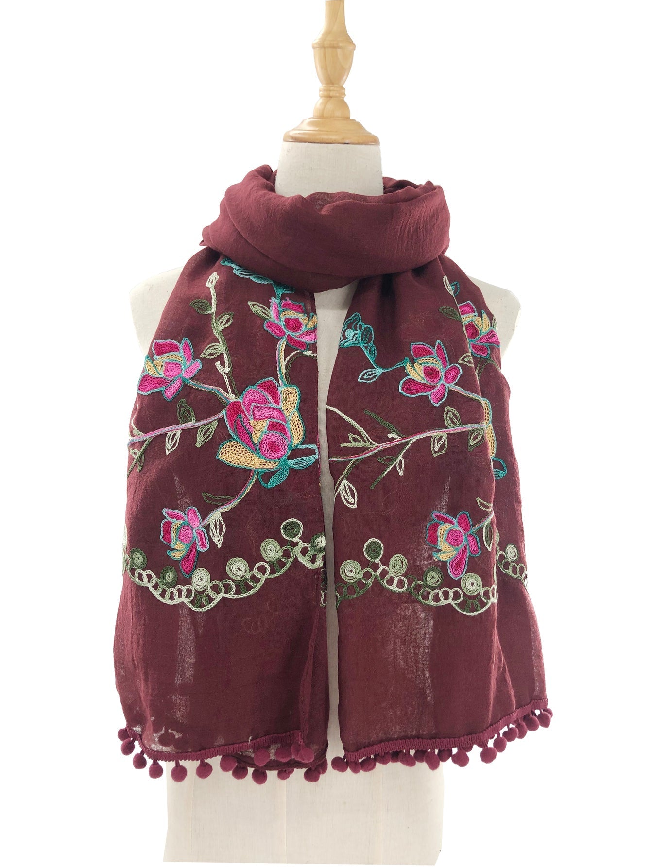 Embroidered floral decoration ethnic fur ball scarf Sai Feel