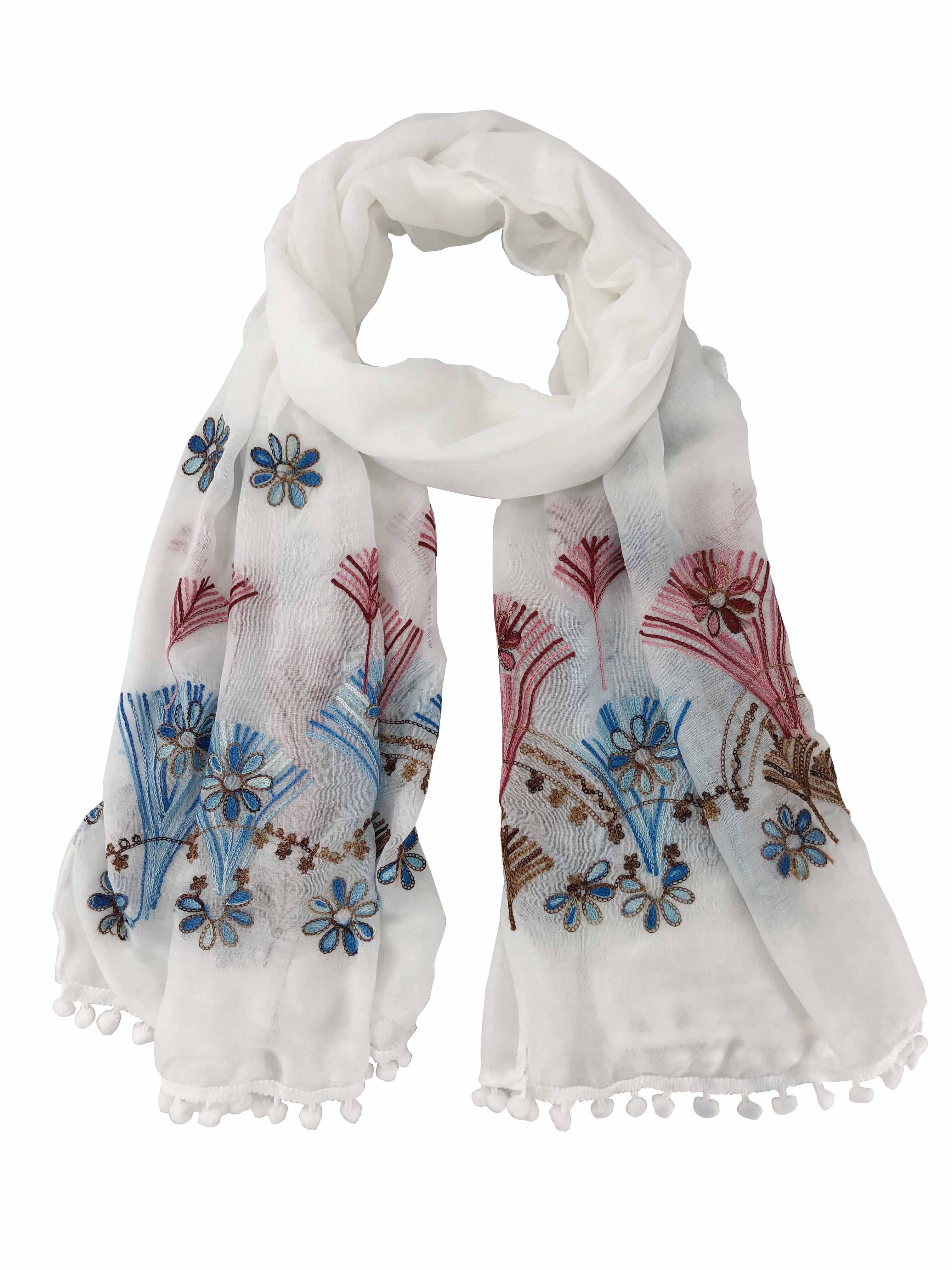 Embroidered flowers ethnic fur ball scarf Sai Feel