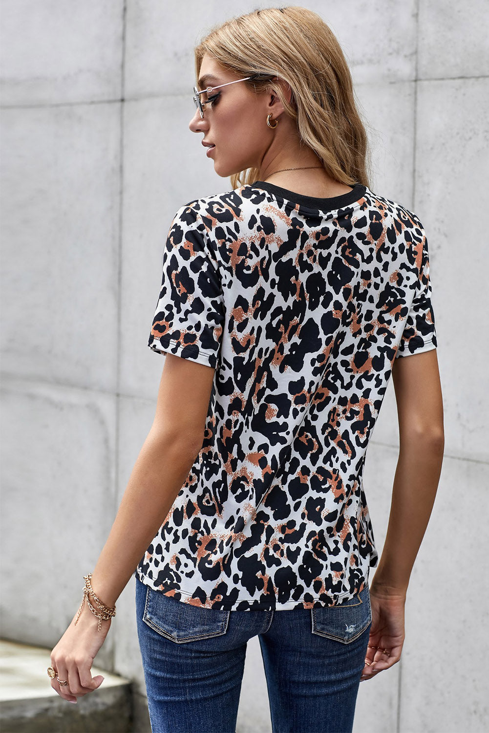 Fashion Women Short Sleeve Crew Neck Leopard Print Basic T-shirt Sai Feel