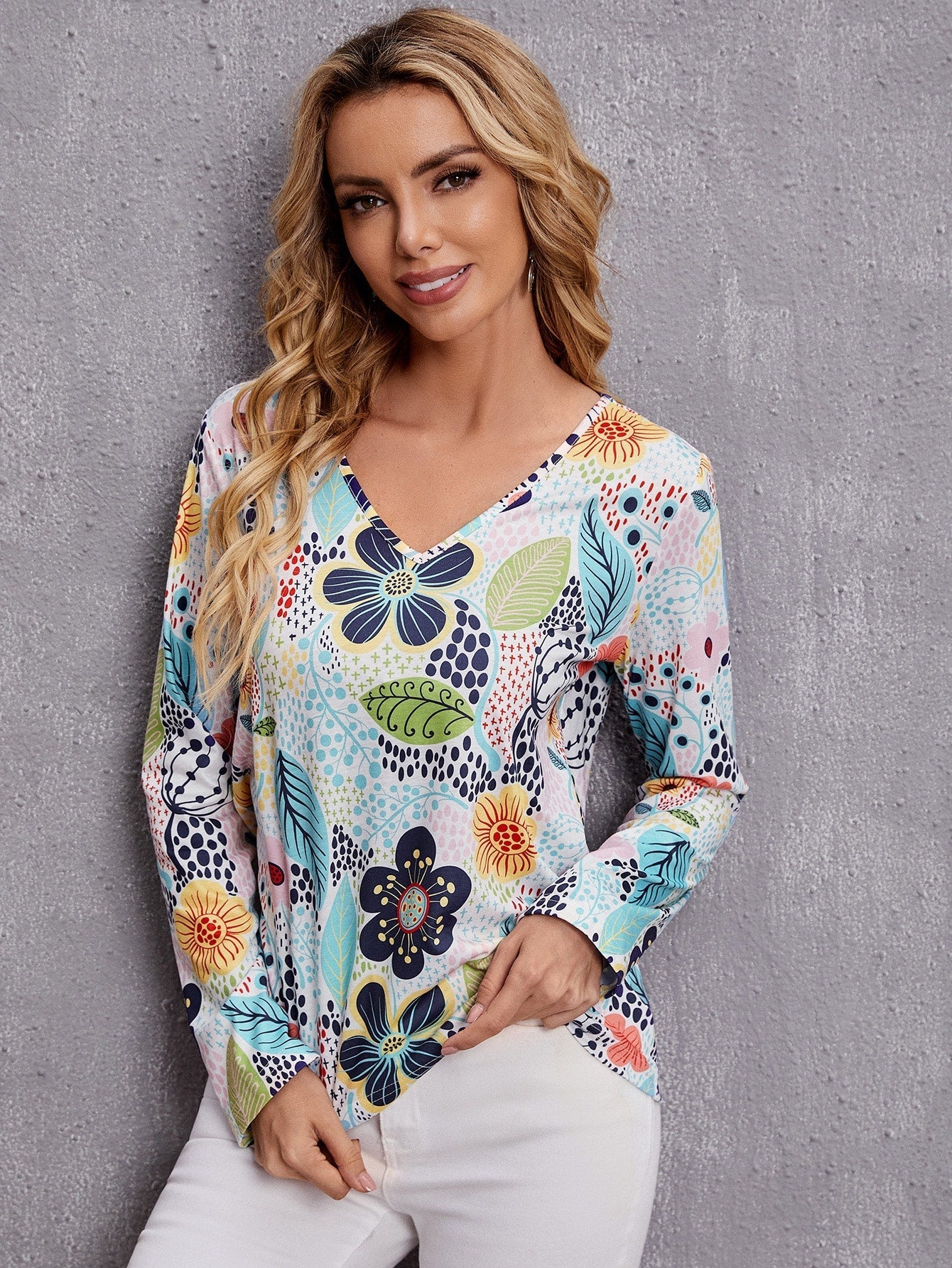 Floral Print V Neck Tee Sai Feel