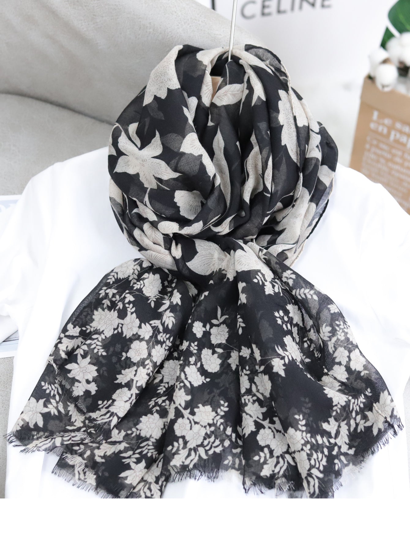 Floral print scarf Sai Feel