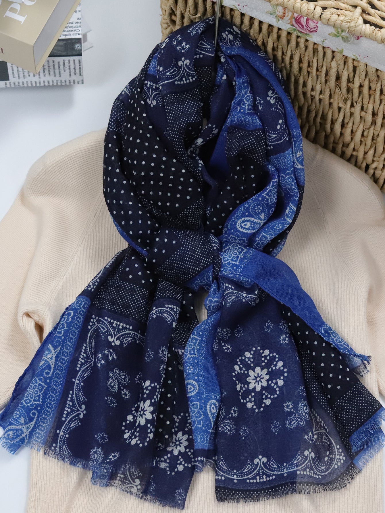 Floral print scarf Sai Feel