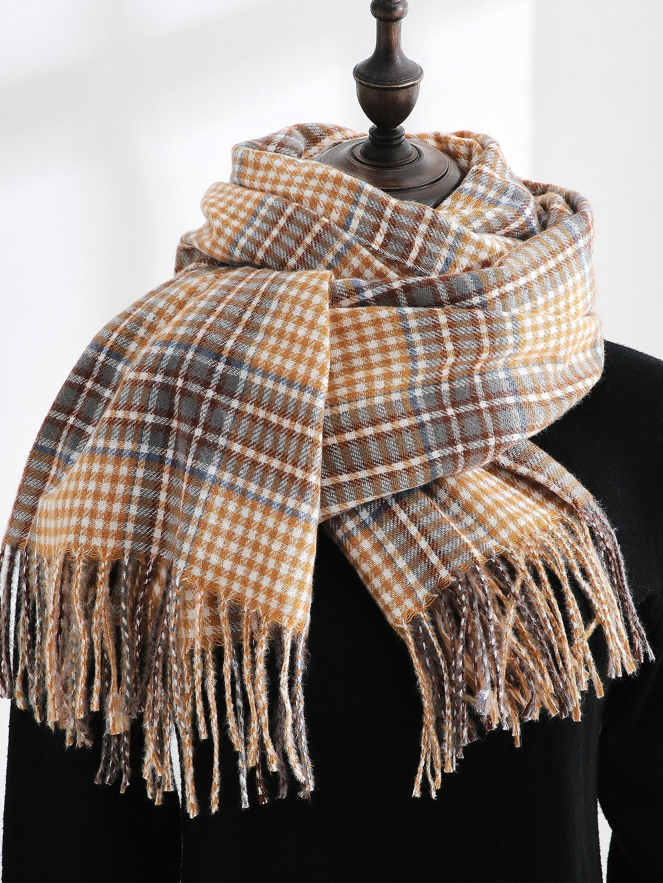 Fringe Hem Plaid Scarf Sai Feel