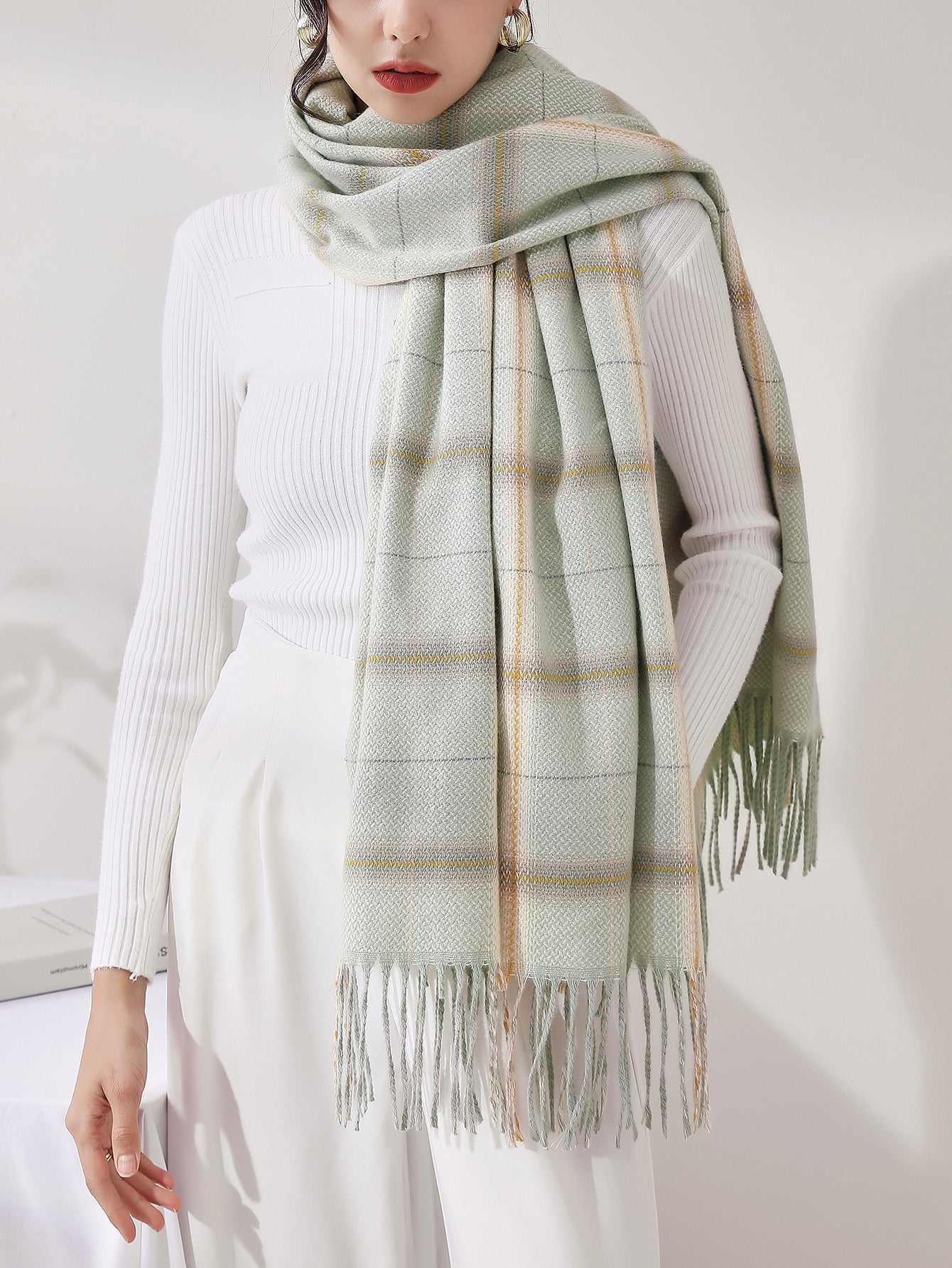 Fringe Hem Plaid Scarf Sai Feel