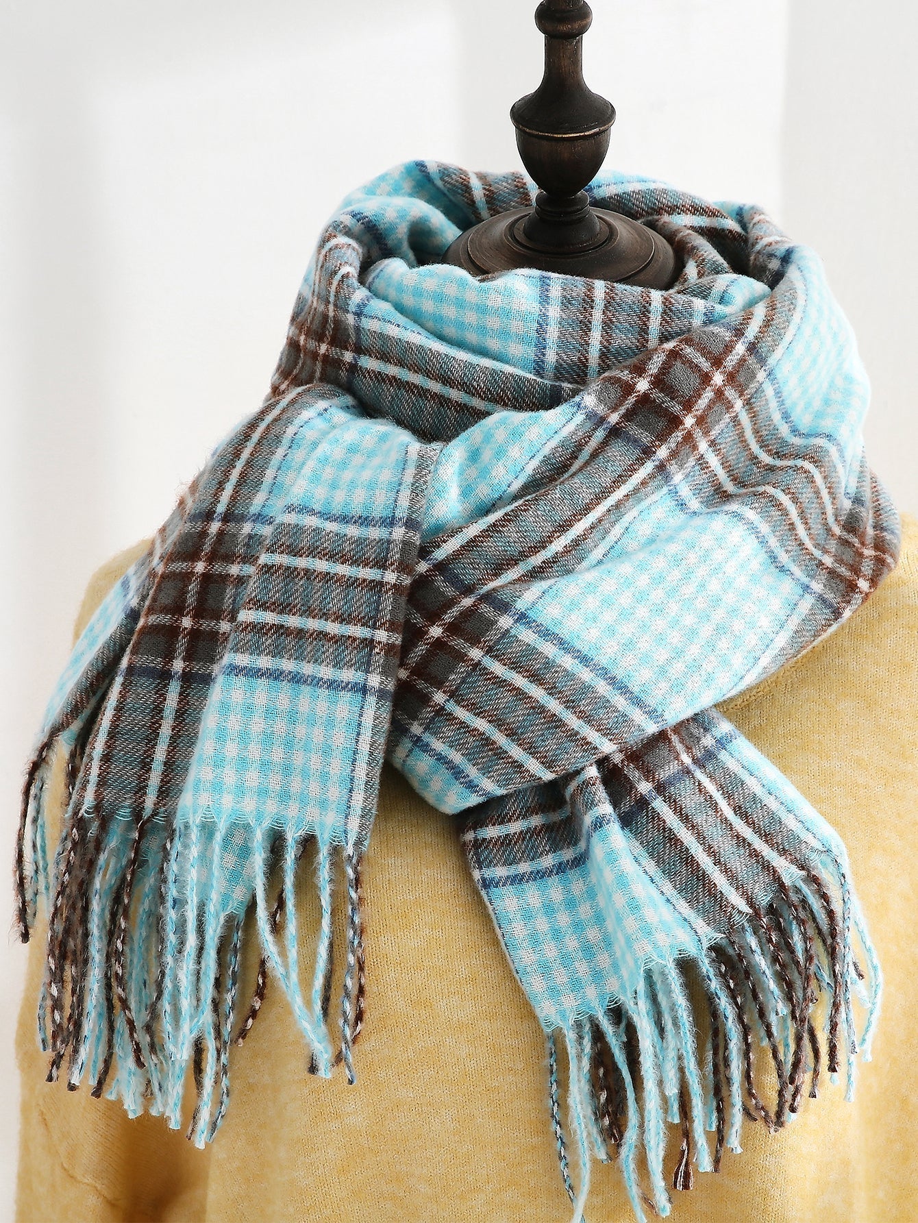 Fringe Hem Plaid Scarf Sai Feel