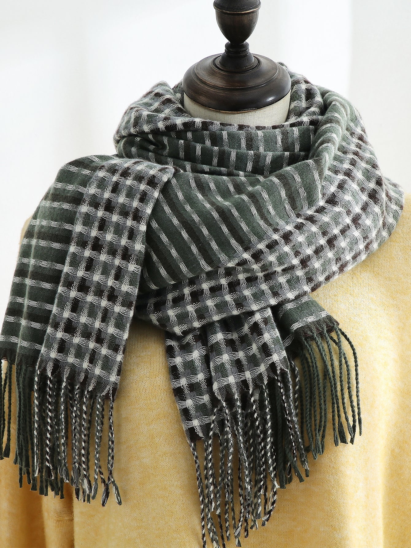 Gingham Fringe Hem Scarf Sai Feel