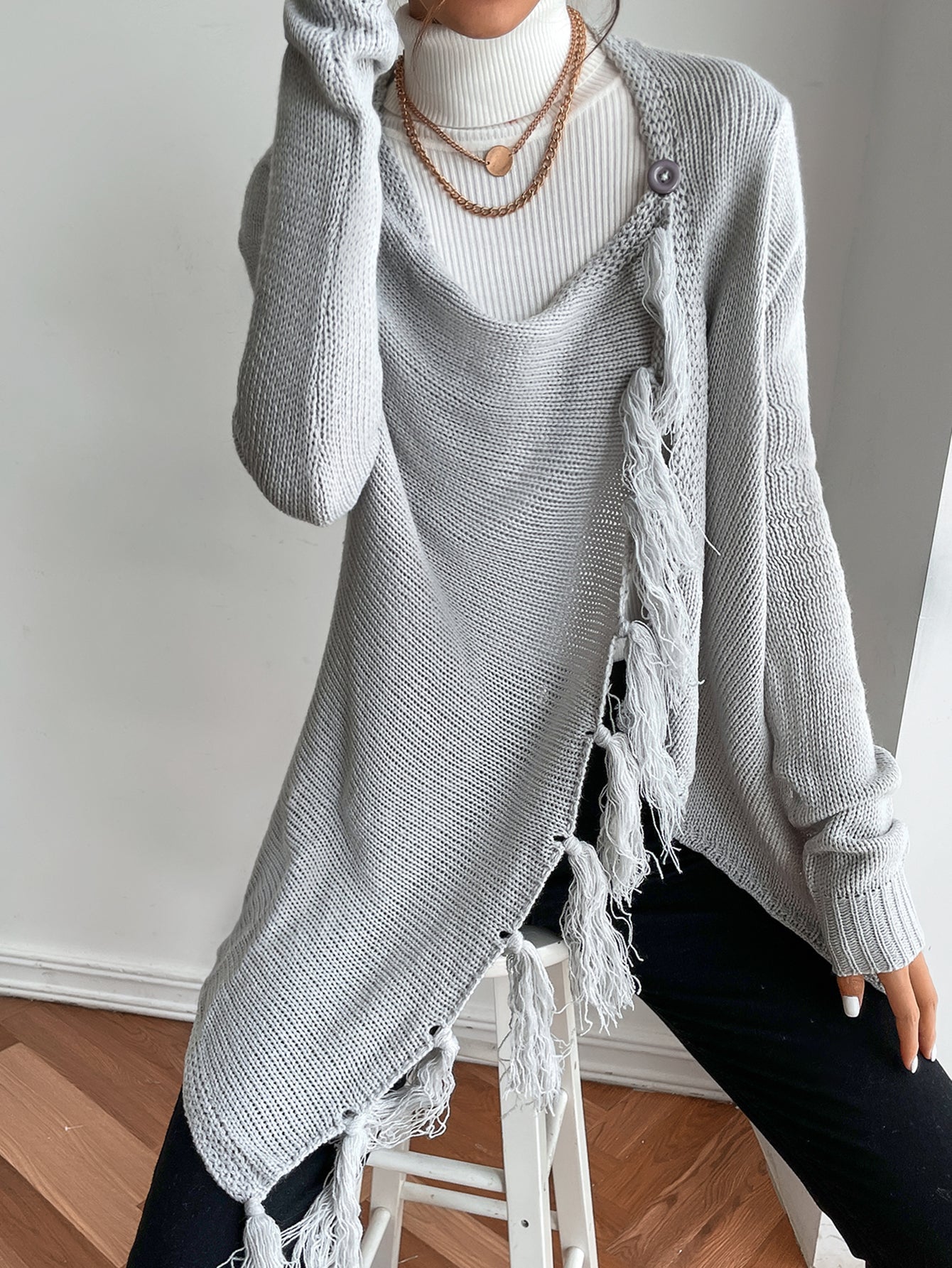 Gray fringed cardigan sweater Sai Feel