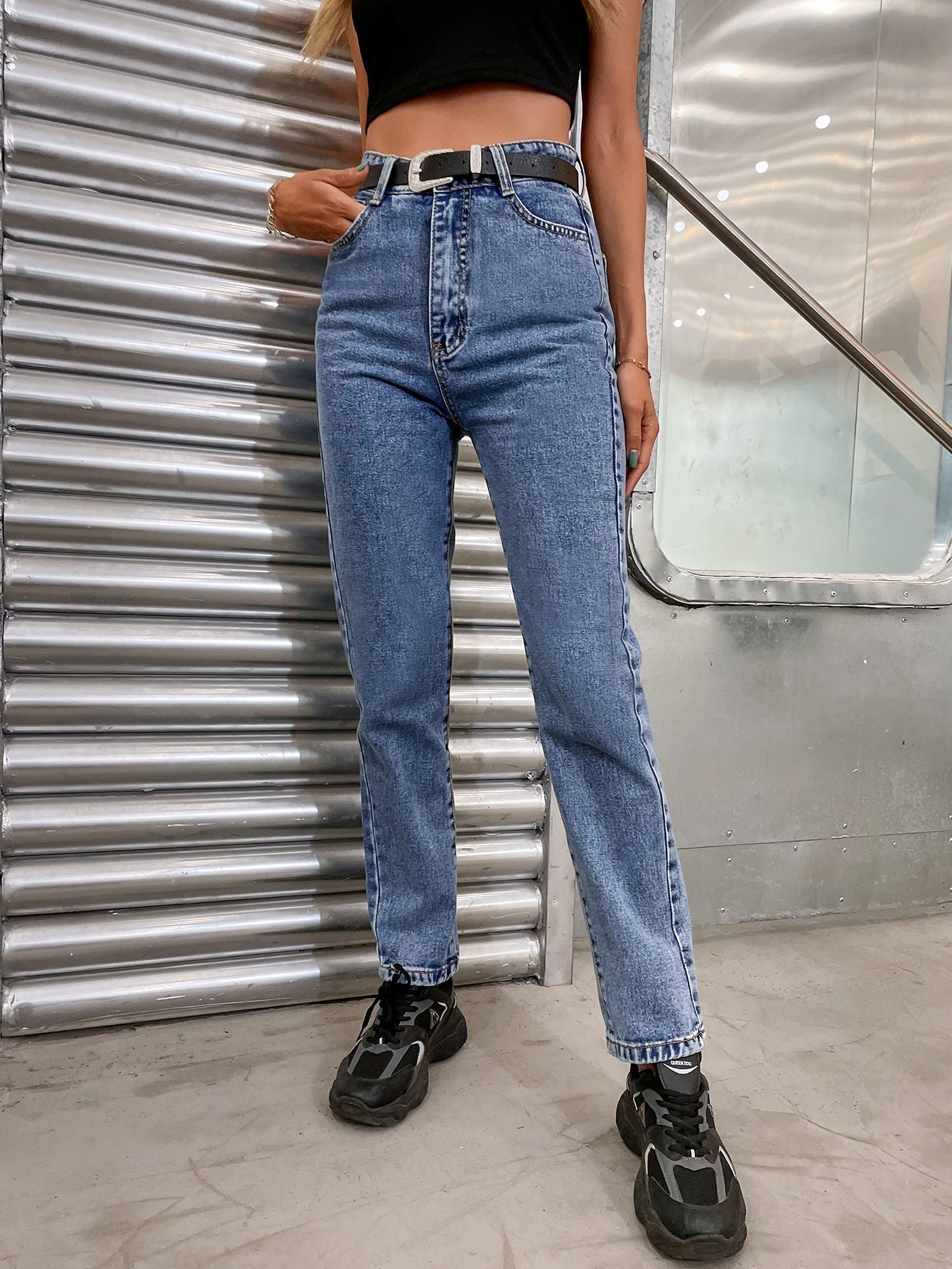 High Rise Straight Leg Jeans with Belt Sai Feel