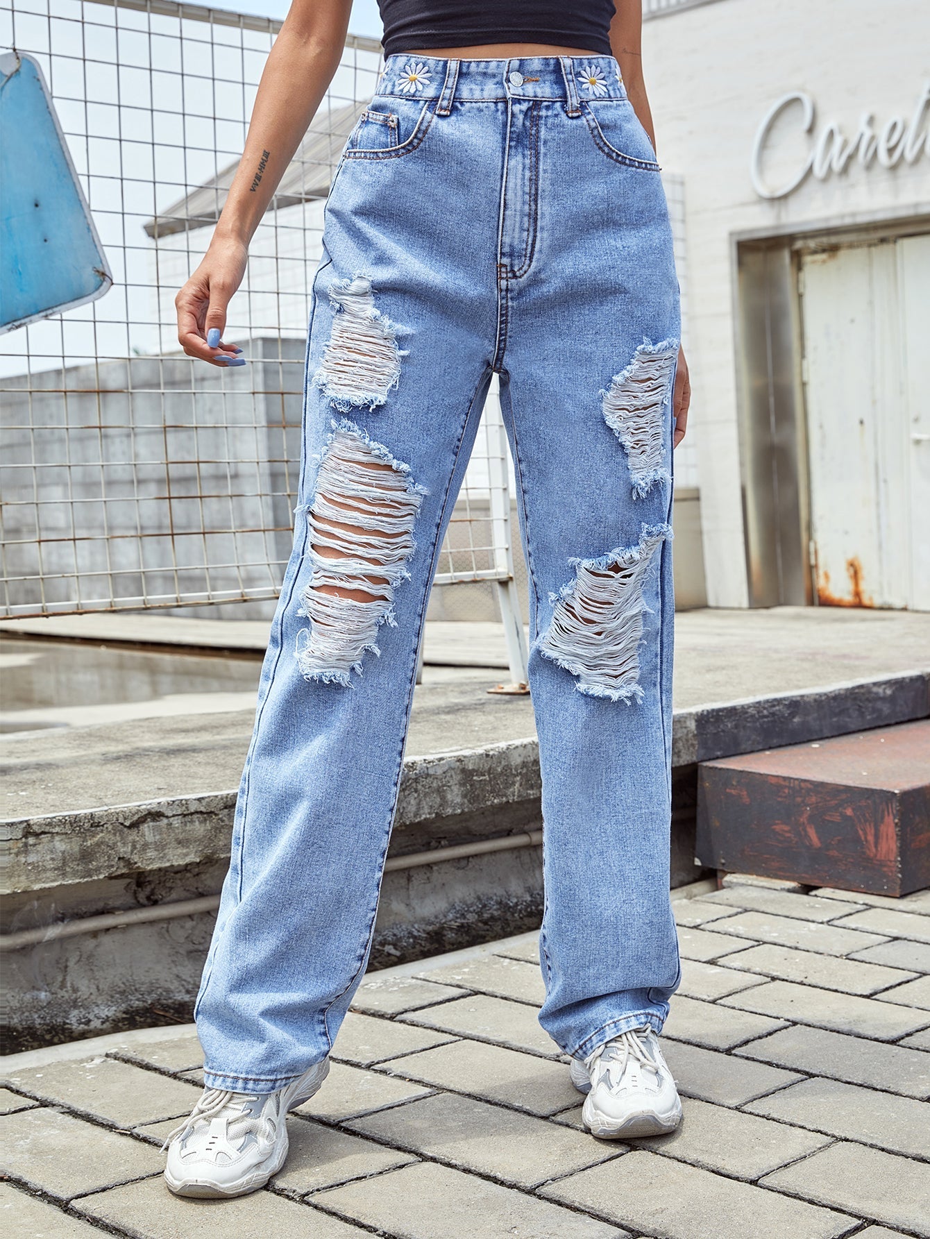 High Waist Embroidery Detail Ripped Jeans Sai Feel