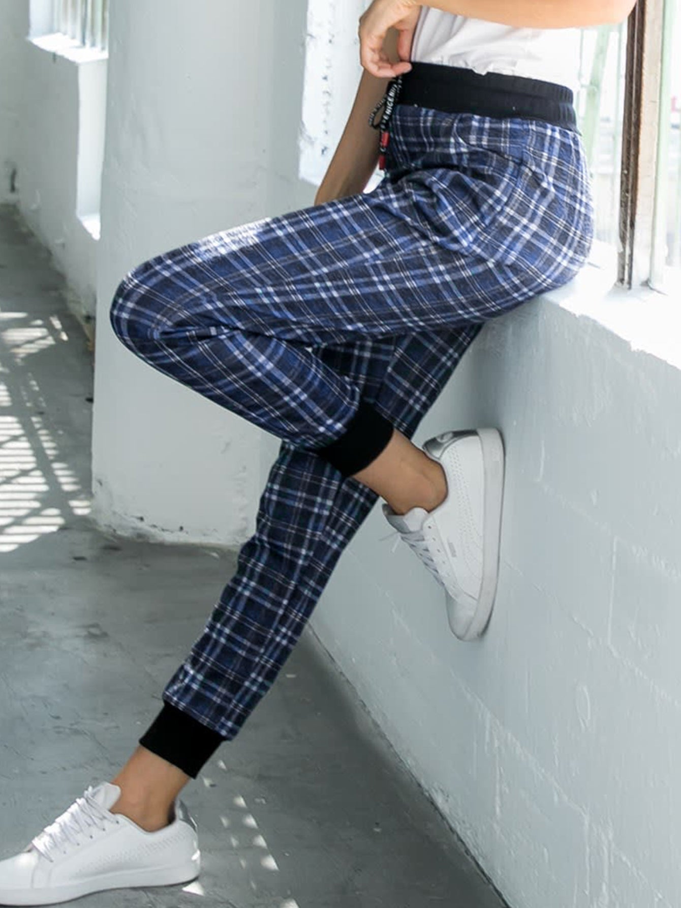 High Waisted Drawstring Plaid Joggers with Pockets Sai Feel