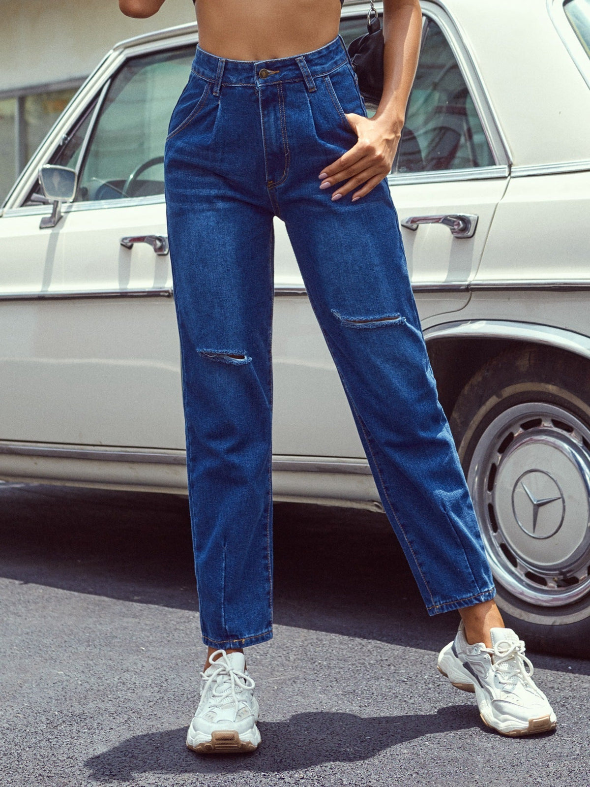 High Waisted Straight-Leg Mom Jeans Sai Feel