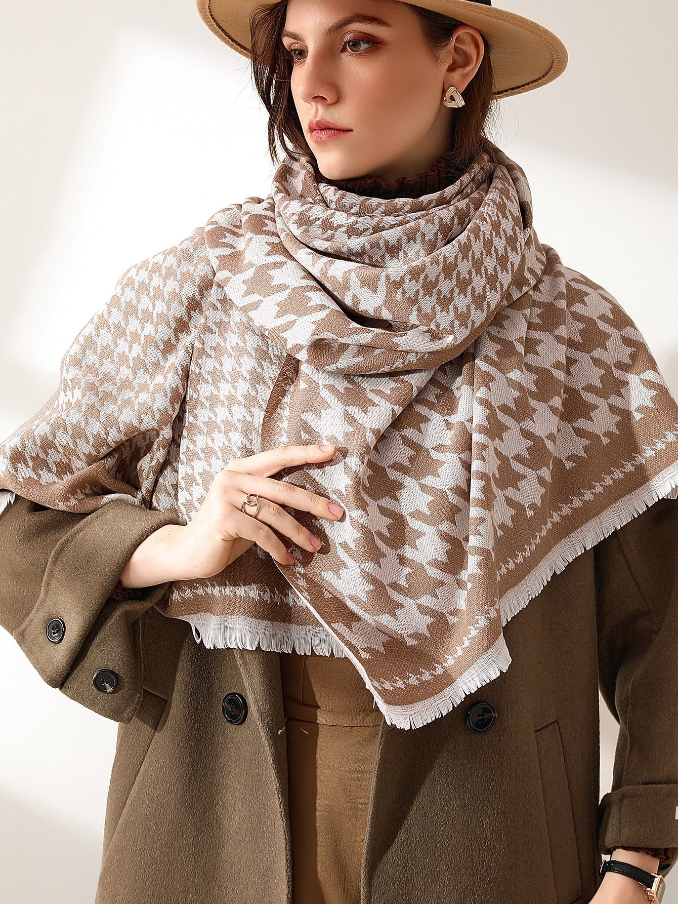 Houndstooth Raw Hem Scarf Sai Feel