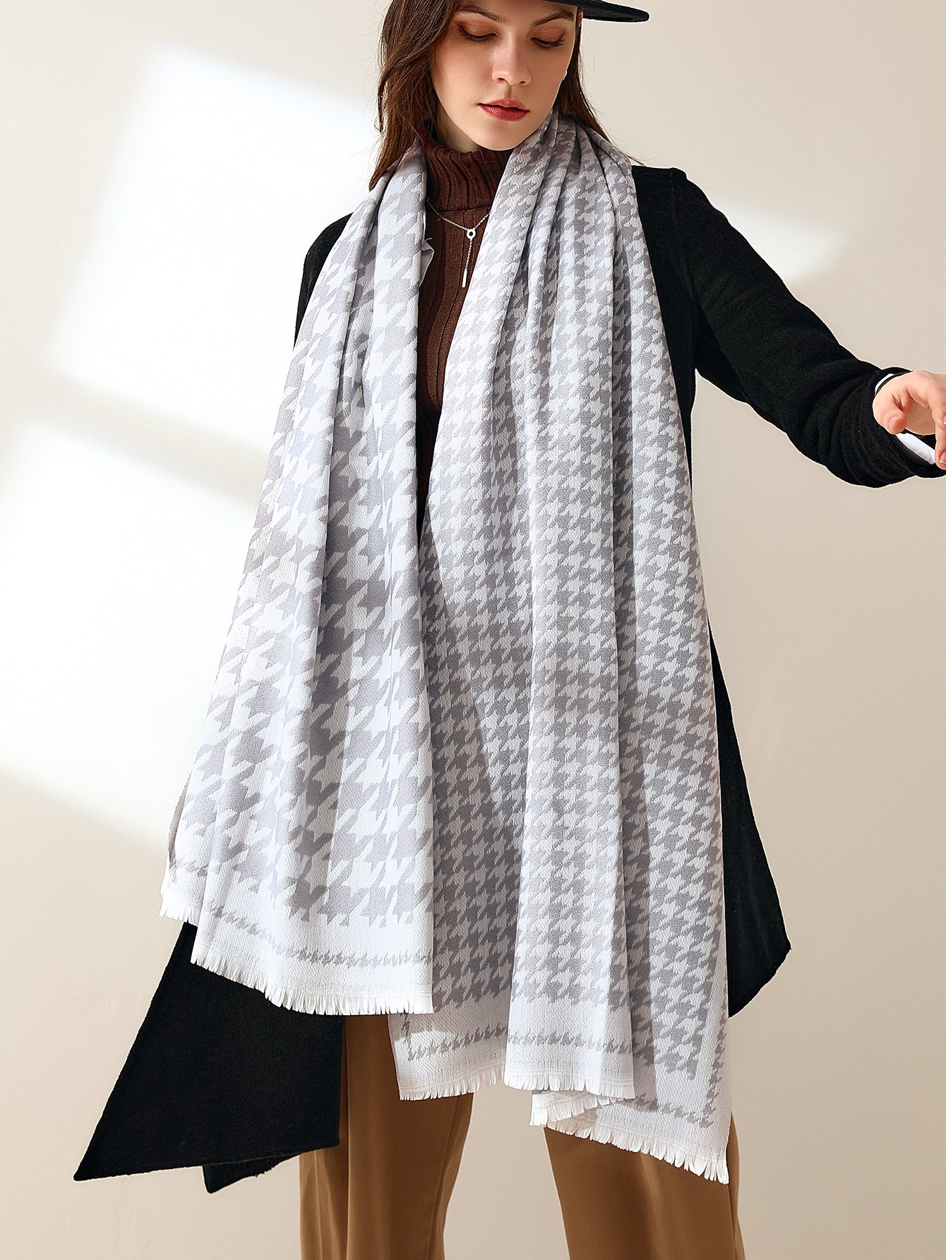 Houndstooth Raw Hem Scarf Sai Feel