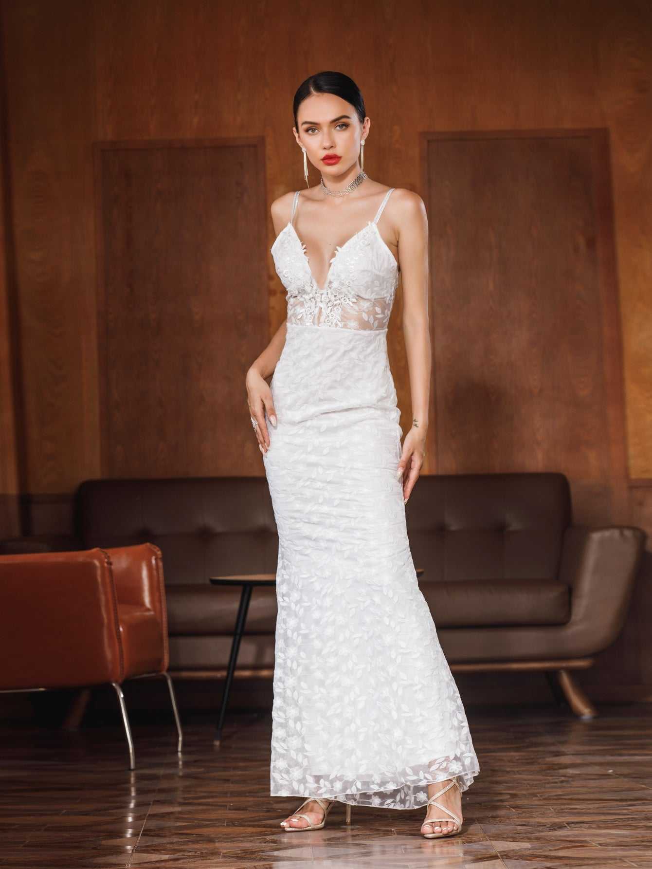 Lady Wedding Party V-neck Lace Strapless Flower Ambroidered Gown Dress Sai Feel