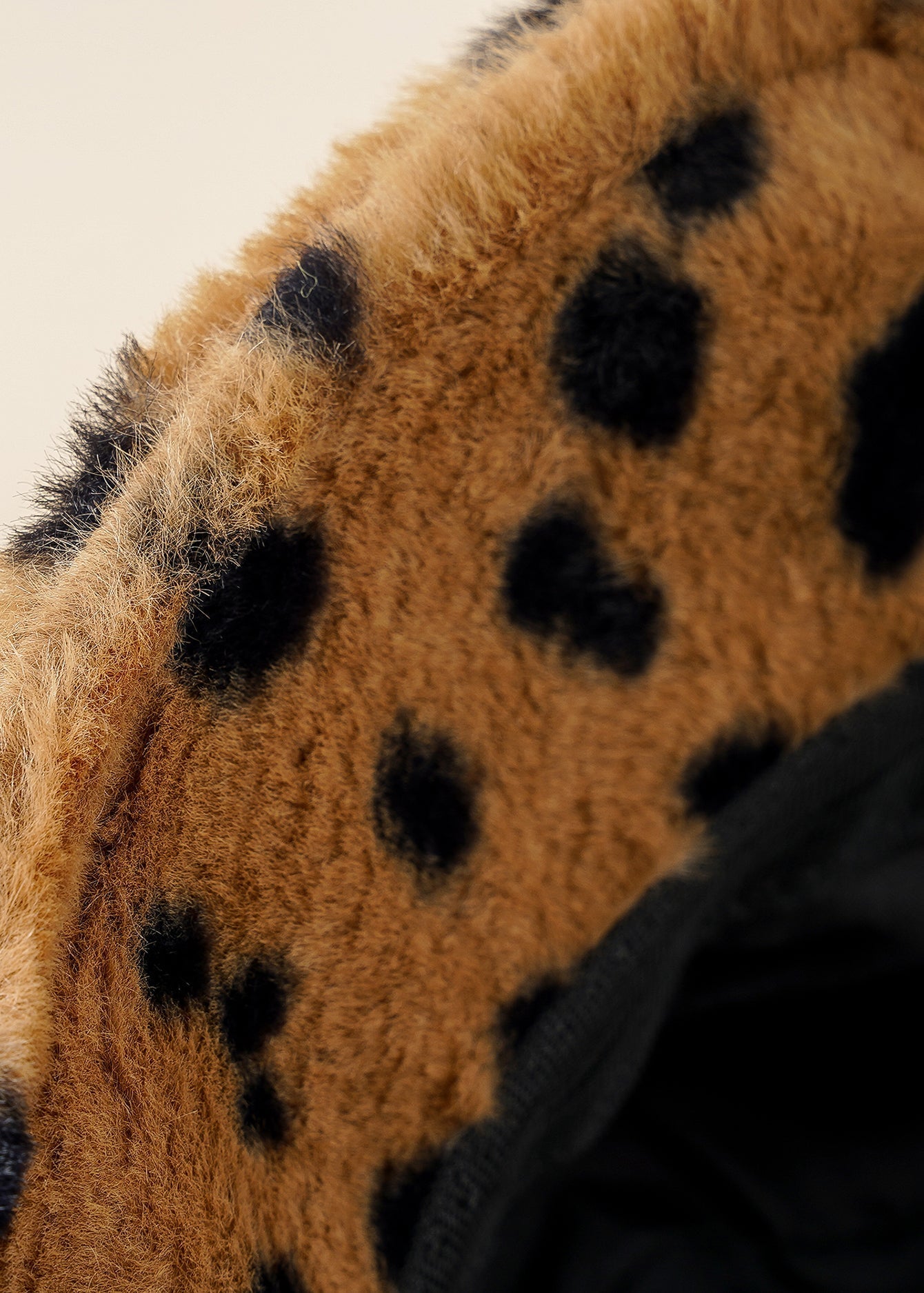 Leopard Fuzzy Bucket Hat Sai Feel