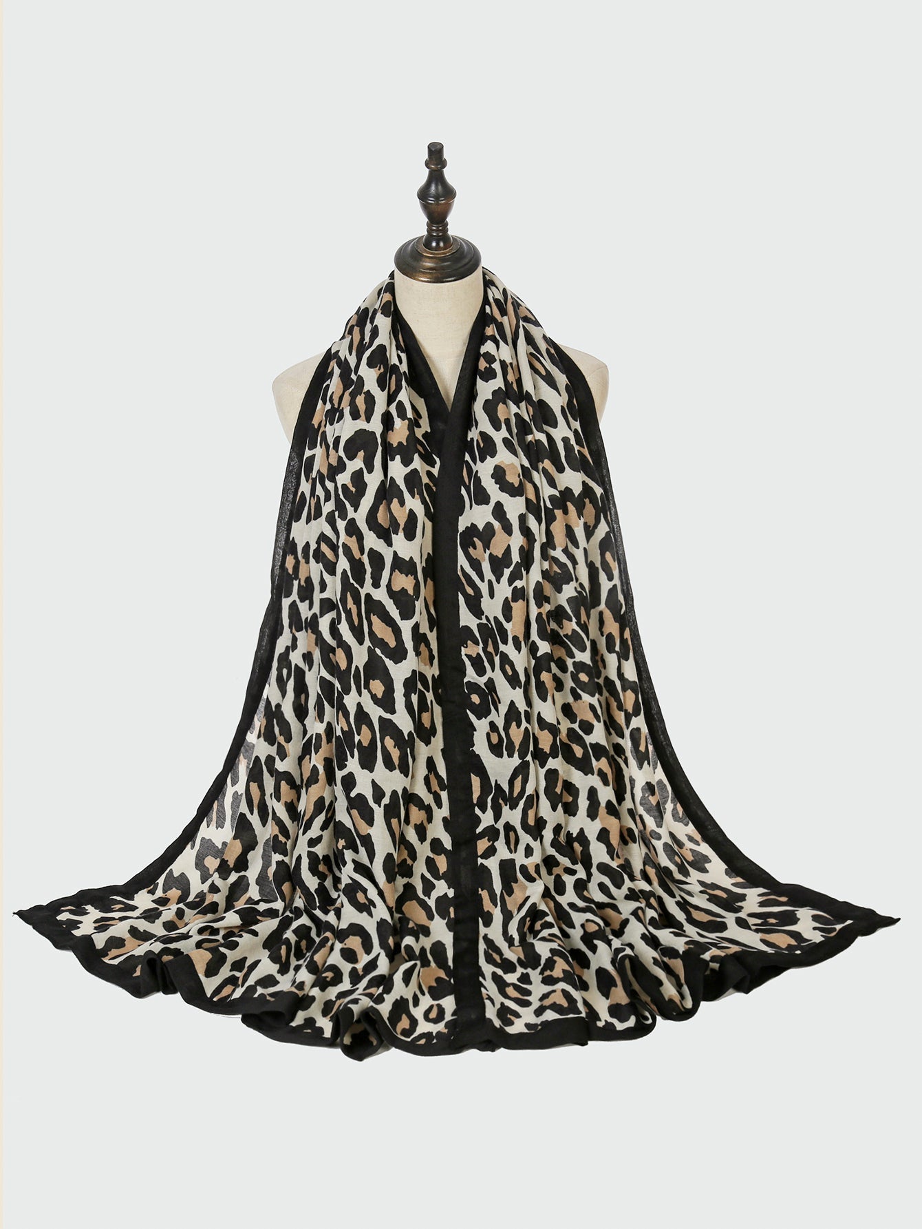 Leopard pattern scarf Sai Feel