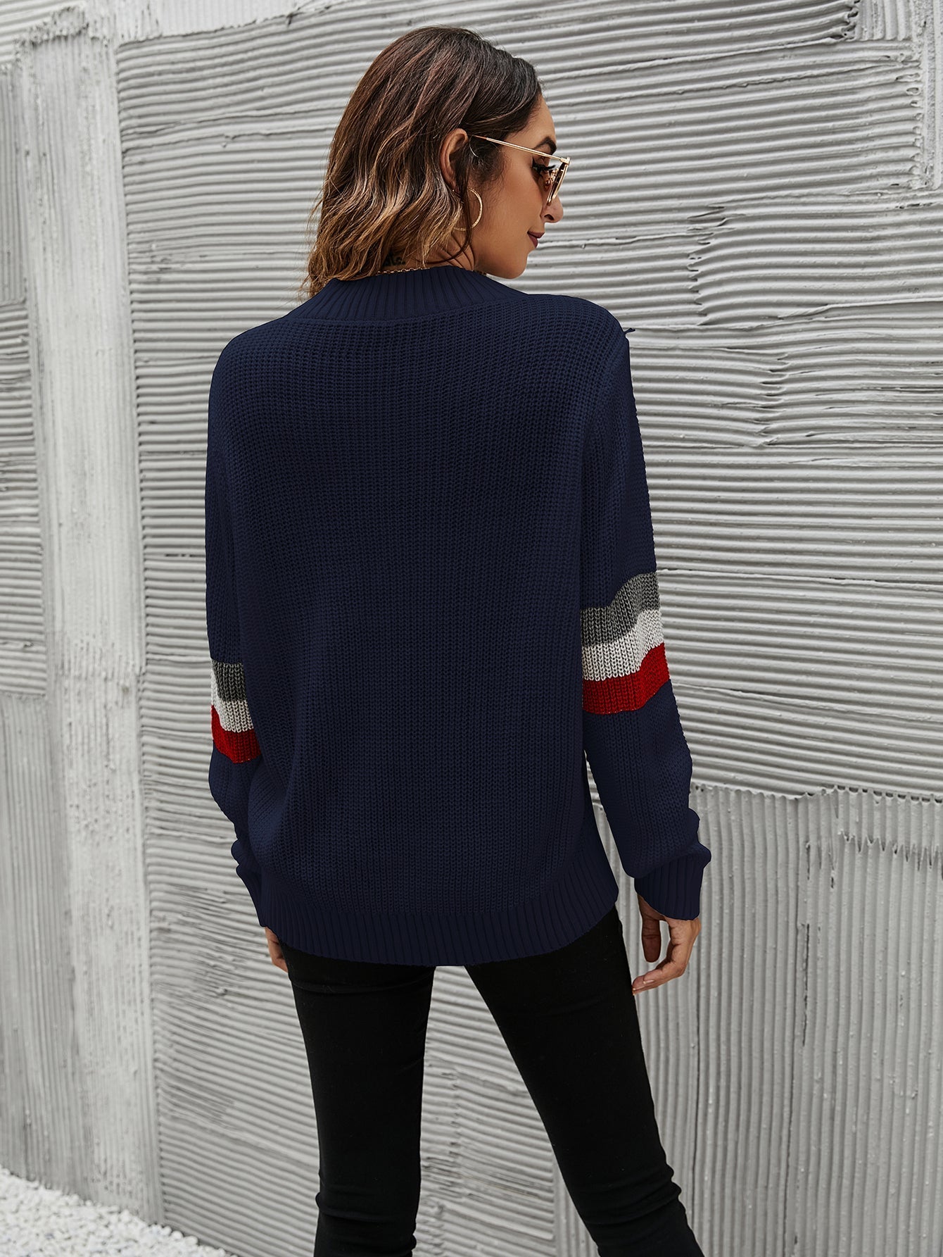 Loose round neck long-sleeved knitted sweater Sai Feel