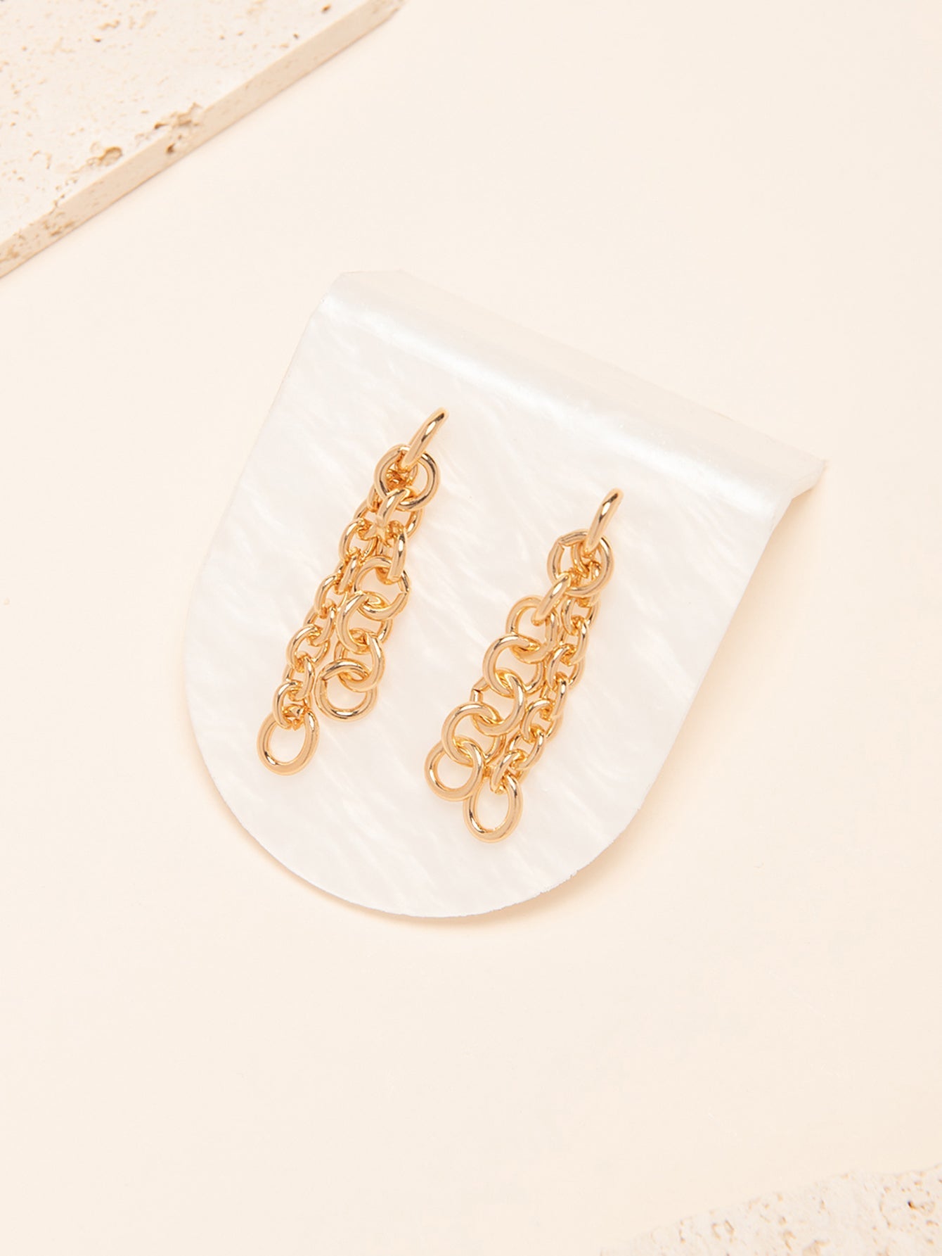 Metal Chain Earrings Sai Feel