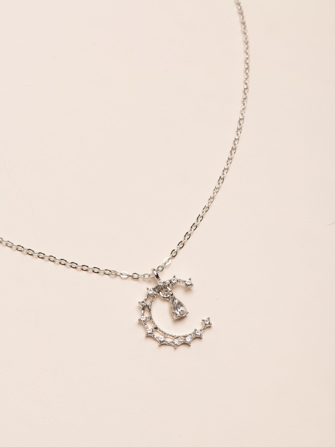 Moon Pendant Necklace Sai Feel