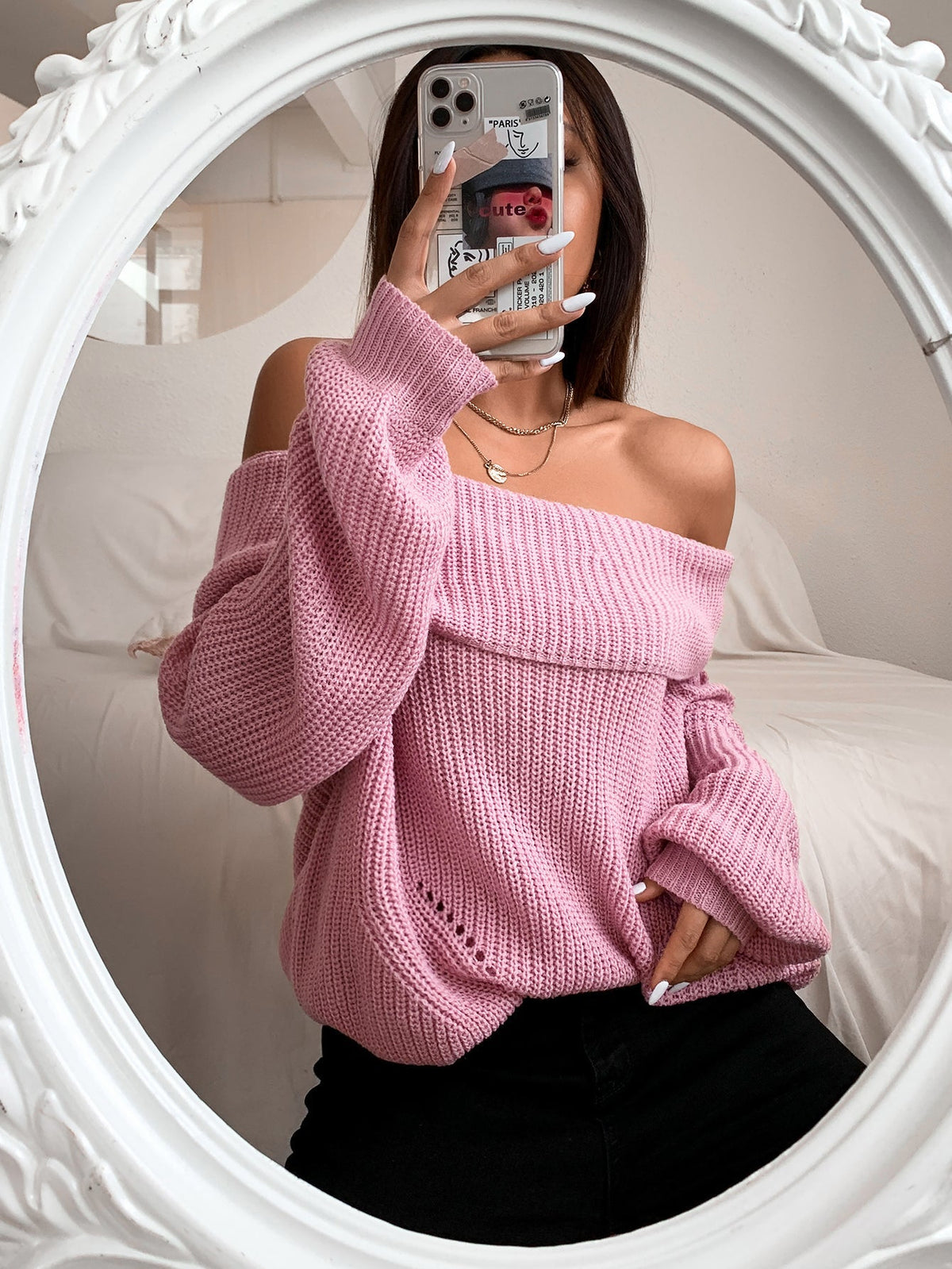 Off-the-shoulder sexy sweater Sai Feel