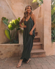 Olivian Pocketed Maxi Dress - Moss Green Sai Feel