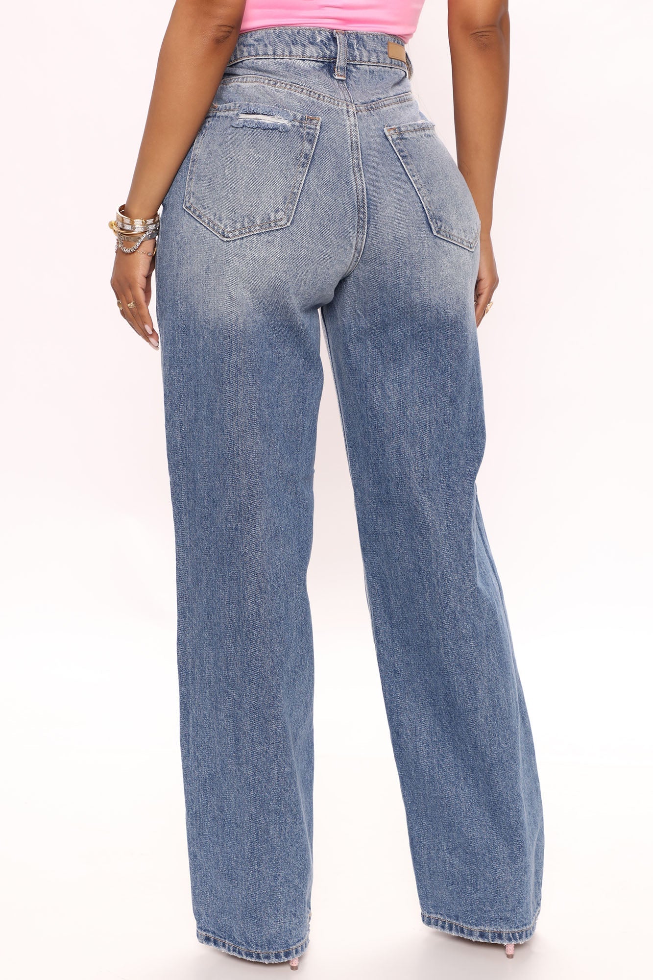 On Trend 90's Baggy Jeans - Medium Blue Wash Sai Feel