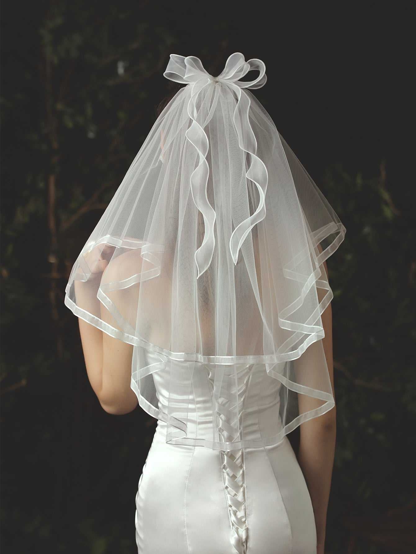 One-tier Classic Wedding Veil Elbow Veils with Solid Tulle Sai Feel