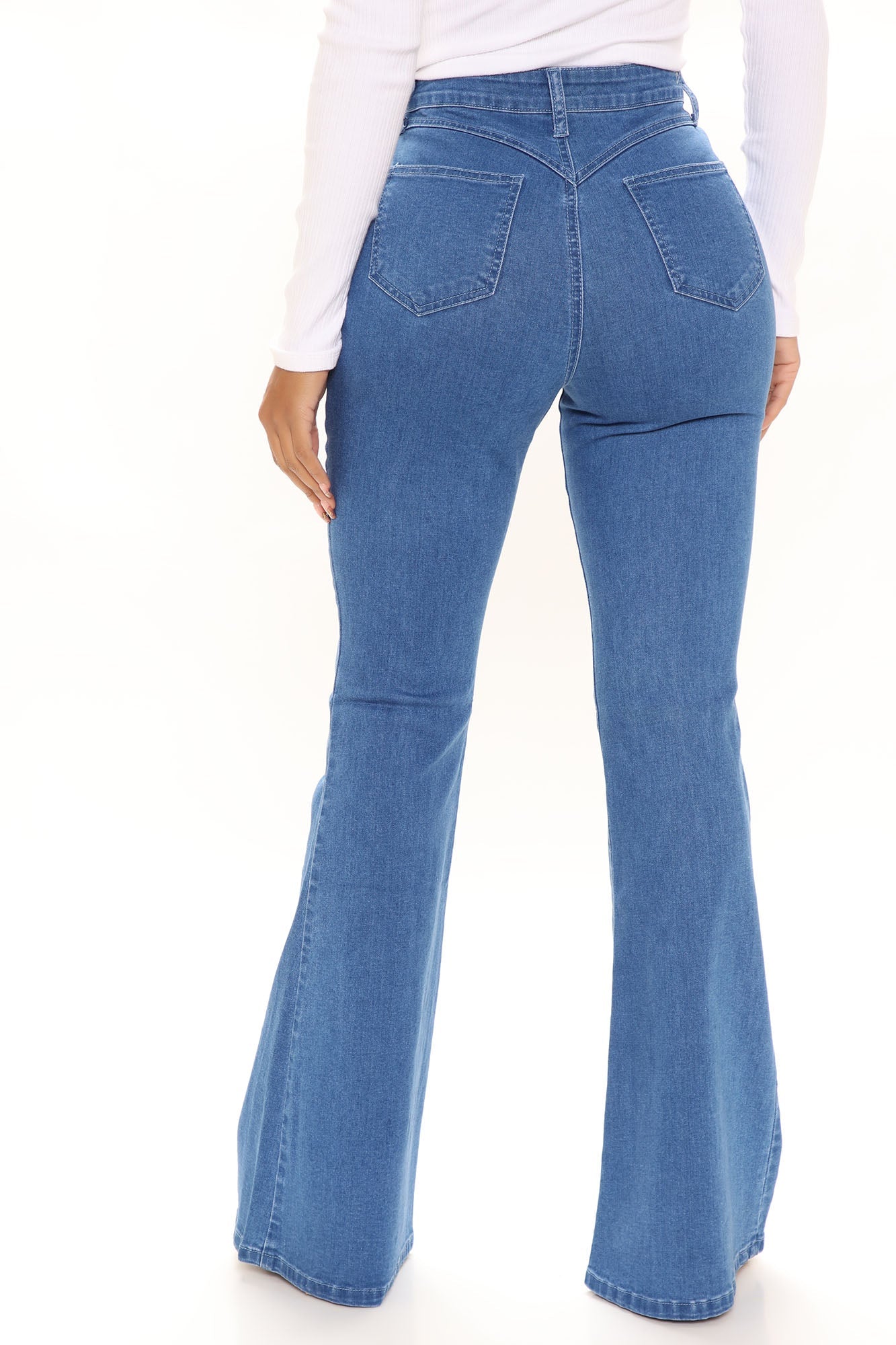 Out West Curvy Stretch Flare Jeans - Medium Blue Wash Sai Feel