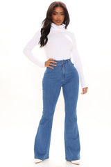 Out West Curvy Stretch Flare Jeans - Medium Blue Wash Sai Feel