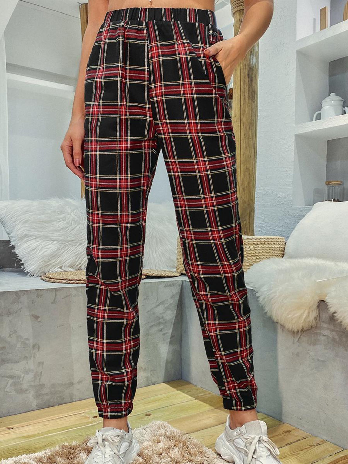 Plaid Elastic Waist Slant Pocket Sweatpants Sai Feel