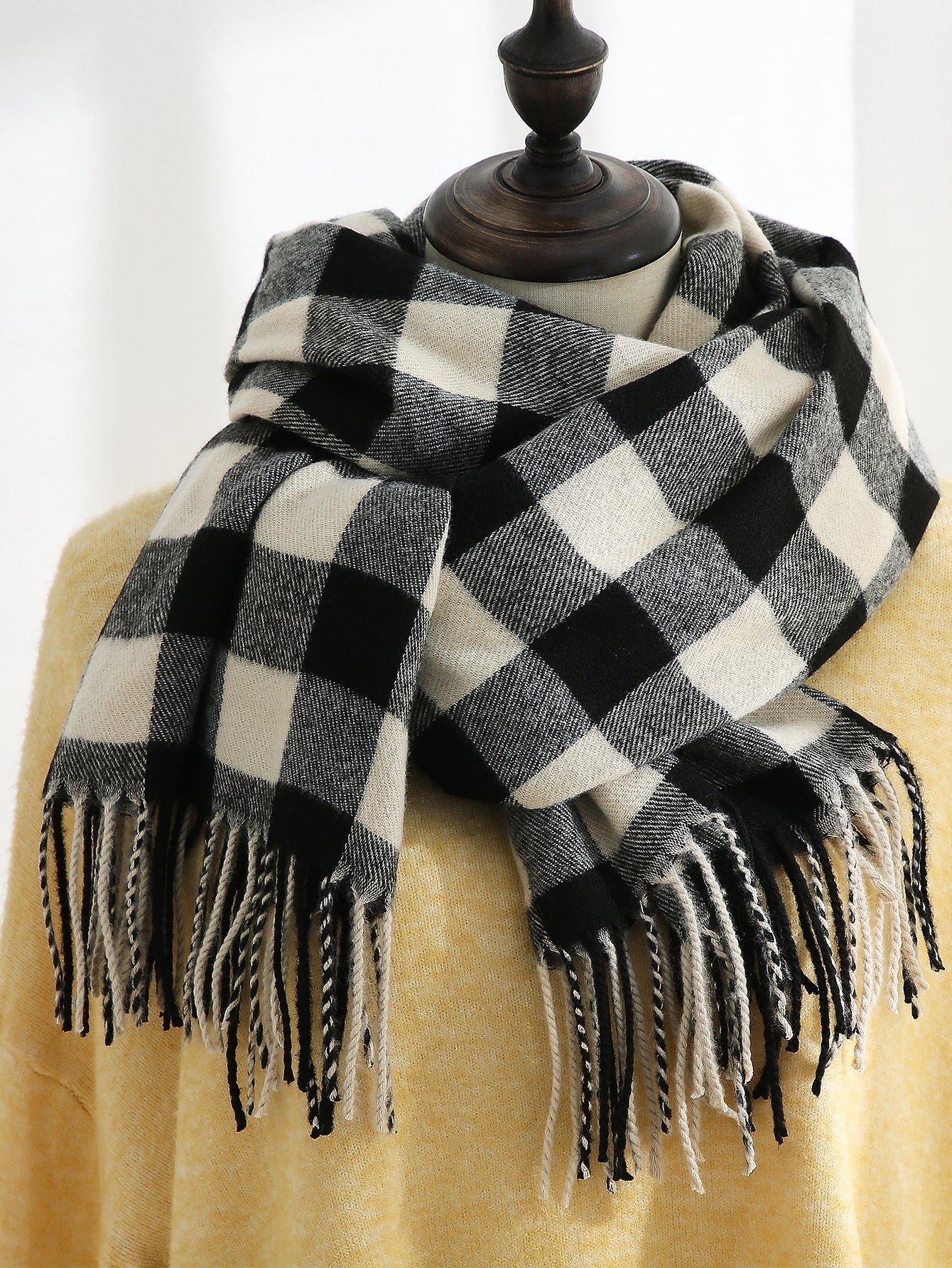 Plaid Fringe Hem Scarf Sai Feel