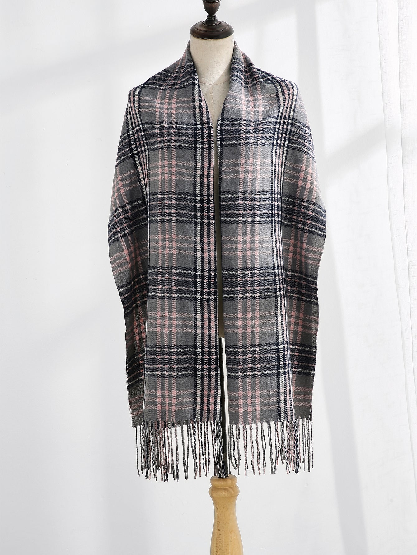 Plaid Fringe Hem Scarf Sai Feel