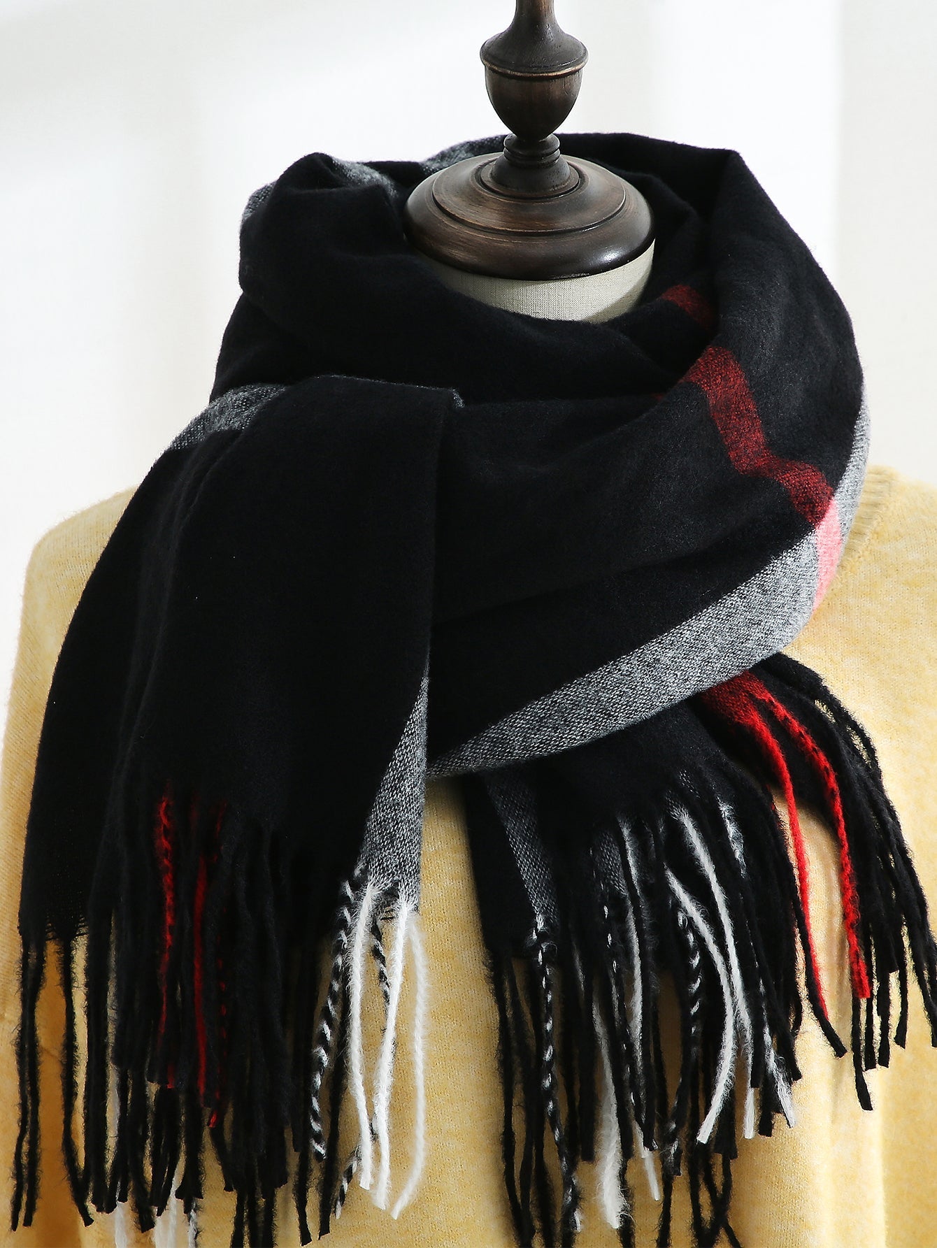 Plaid Fringe Hem Scarf Sai Feel