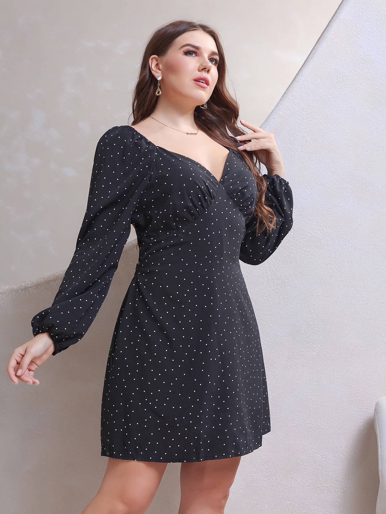 Plus Size Dot Backless Dress Sai Feel