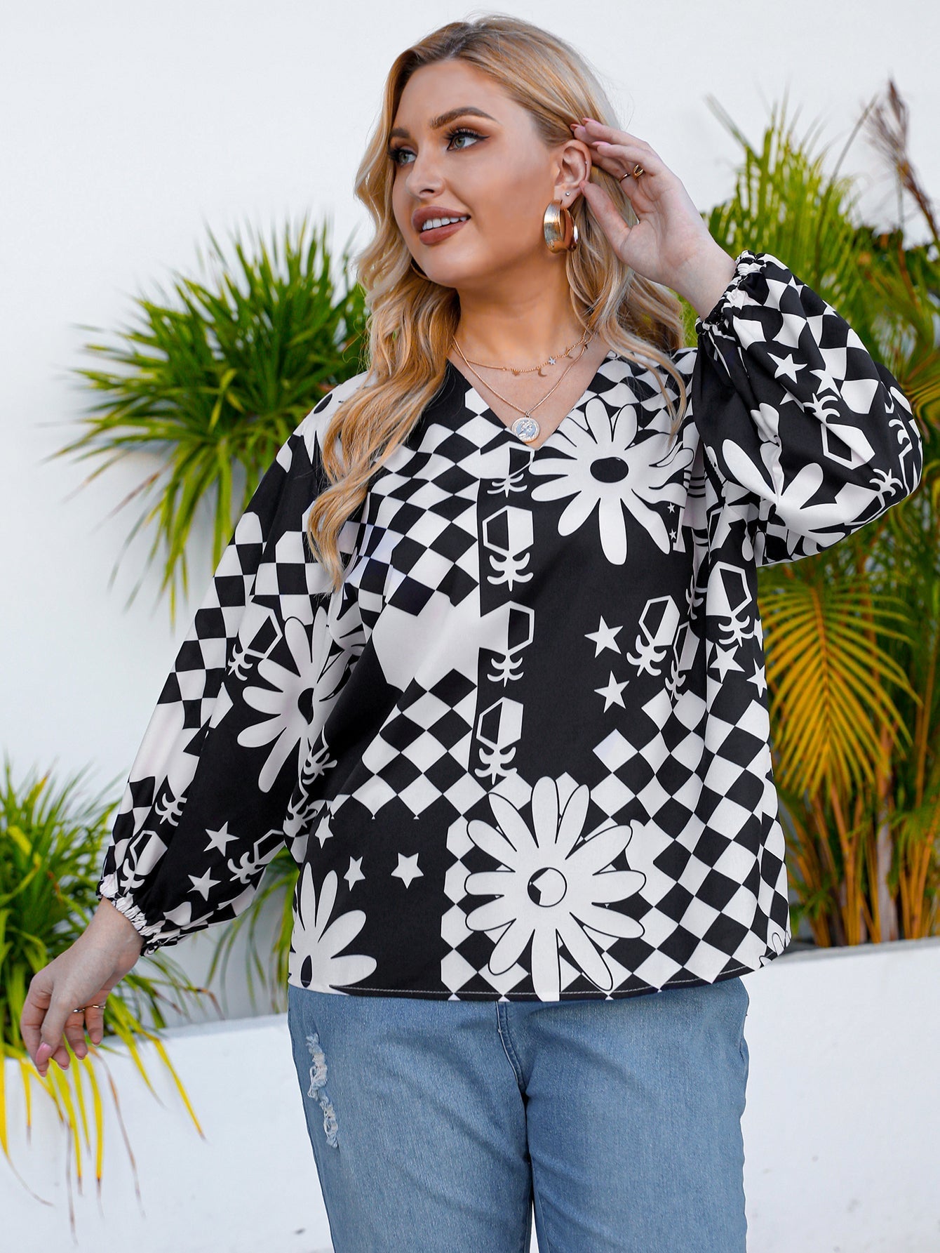 Plus-size women's lantern sleeve loose geometric print shirt top Sai Feel