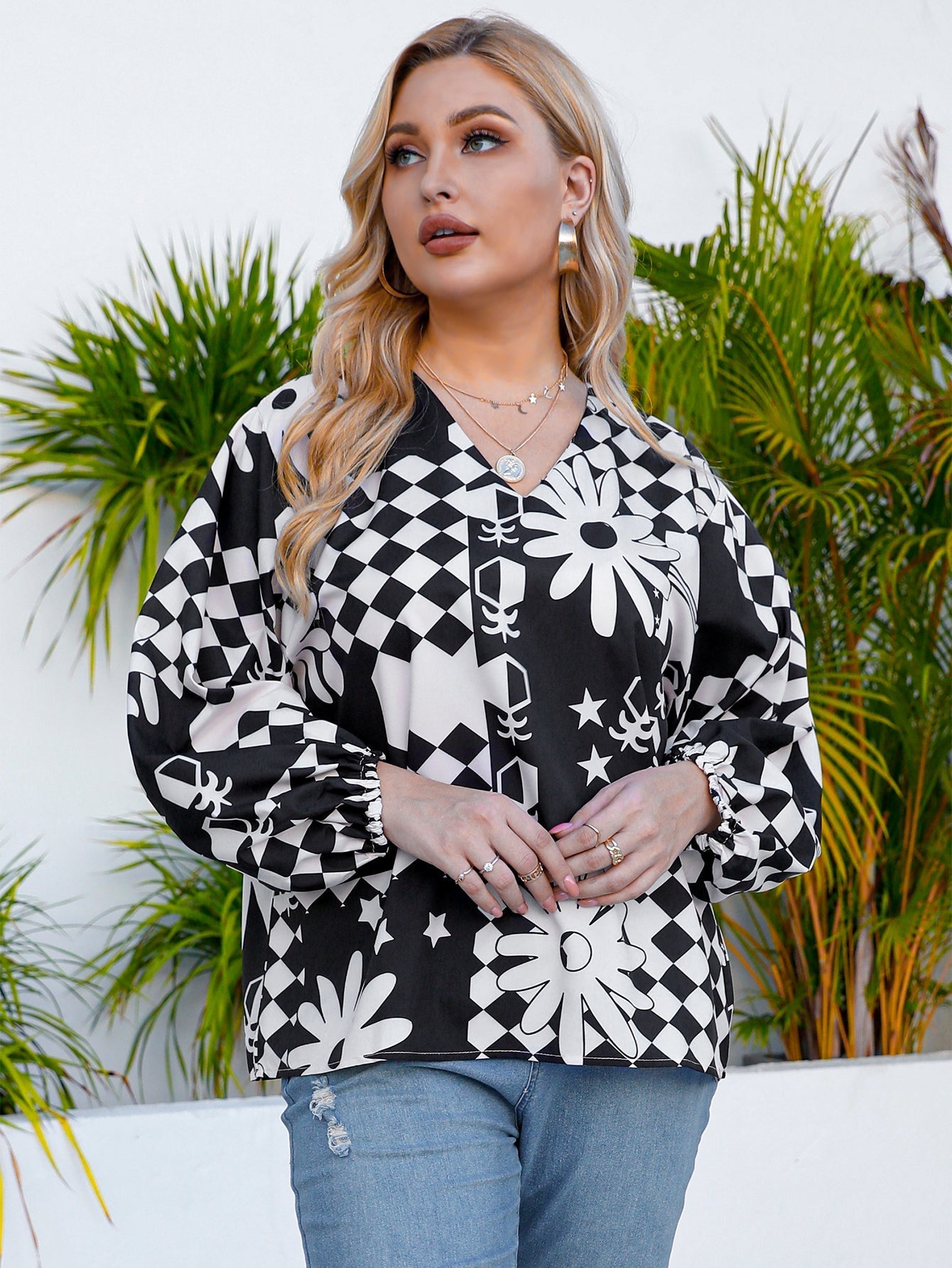 Plus-size women's lantern sleeve loose geometric print shirt top Sai Feel