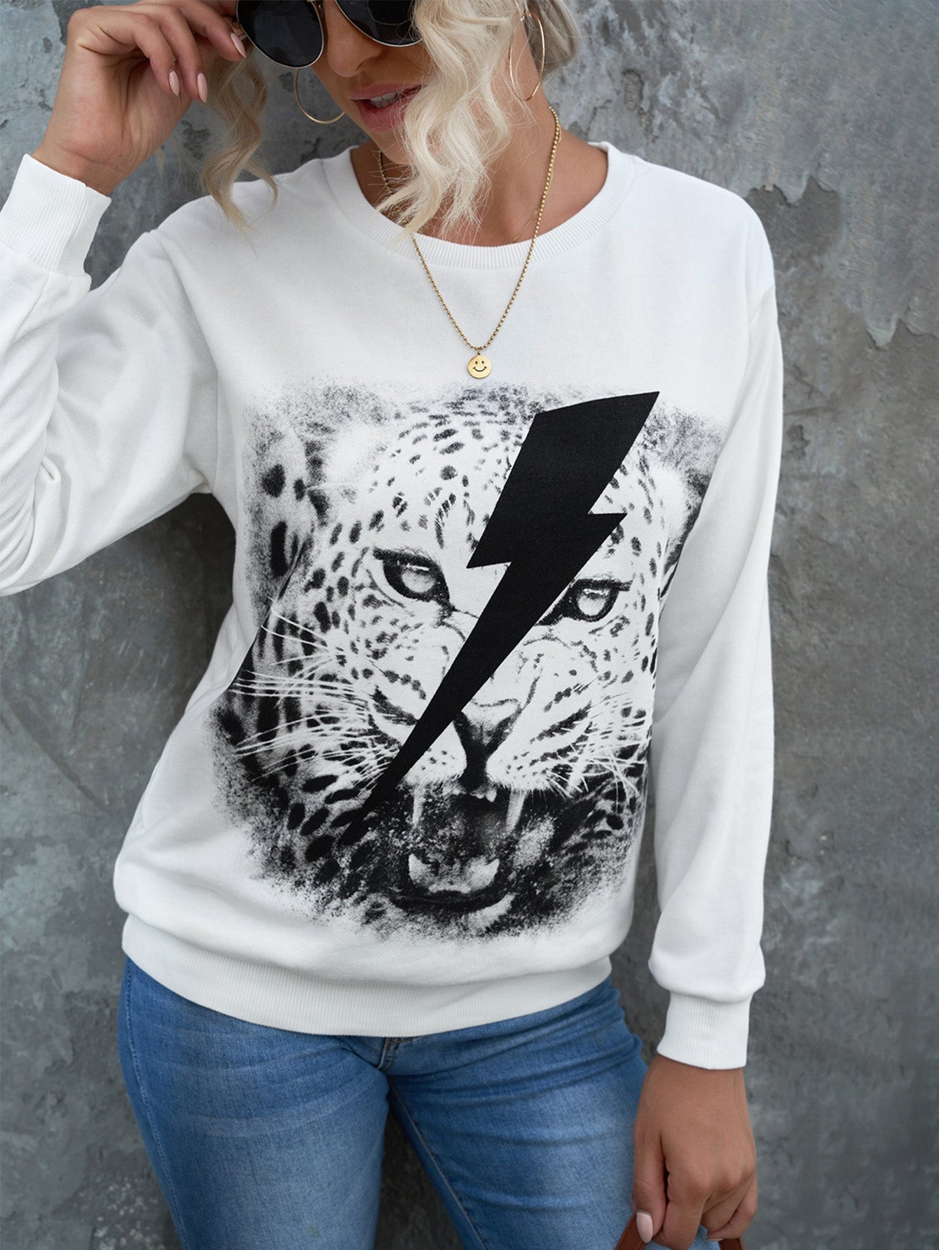 Print Pullover Graphic Sweatshirt Sai Feel