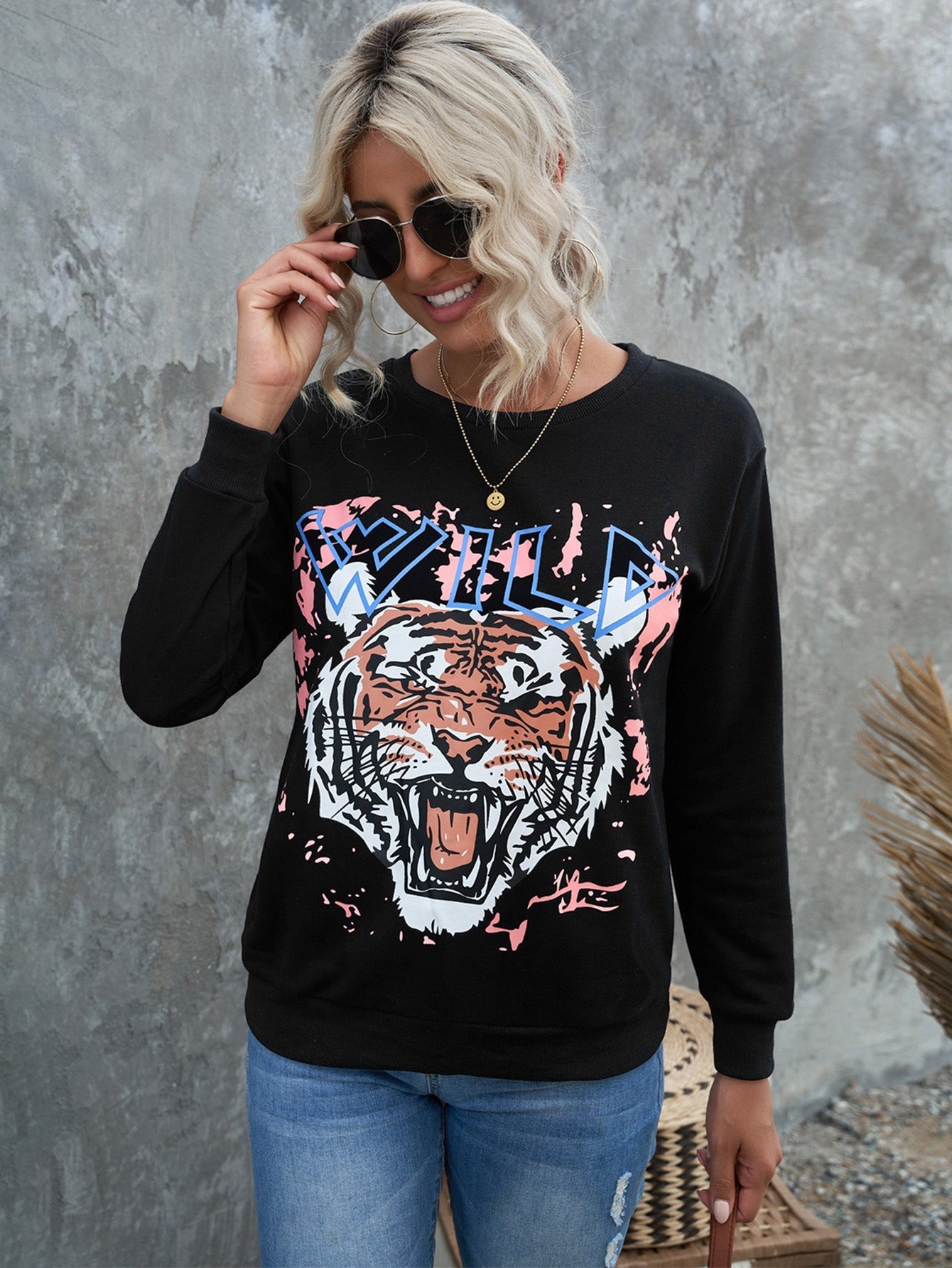 Print Pullover Graphic Sweatshirt Sai Feel